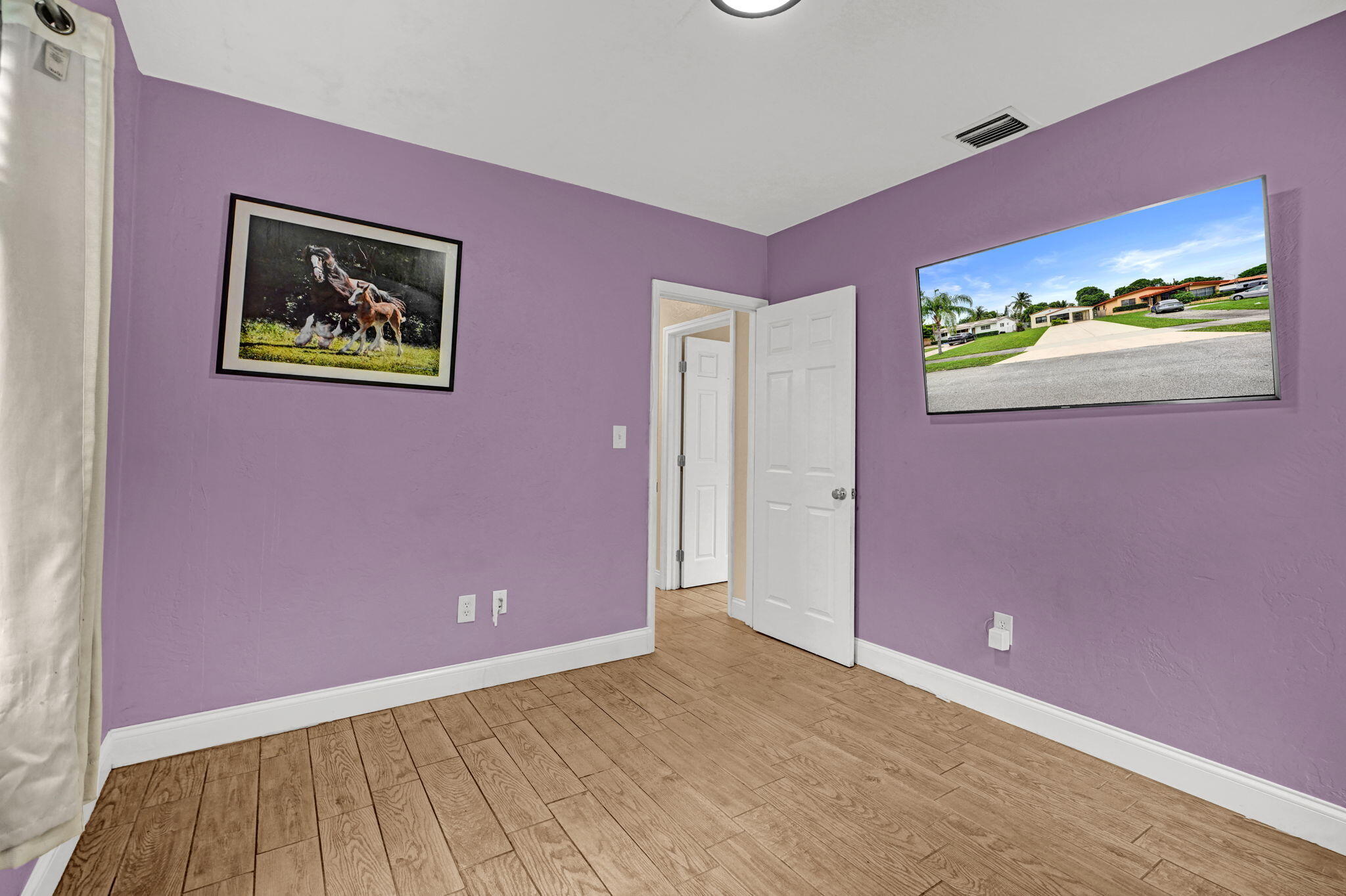 1532 NE 173rd St North Miami Beach, FL 33162