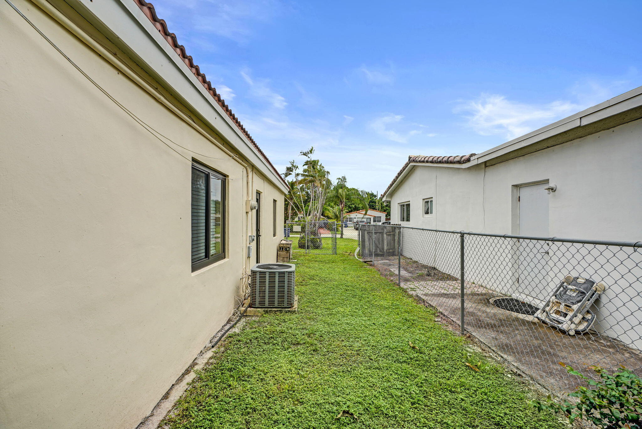 1532 NE 173rd St North Miami Beach, FL 33162