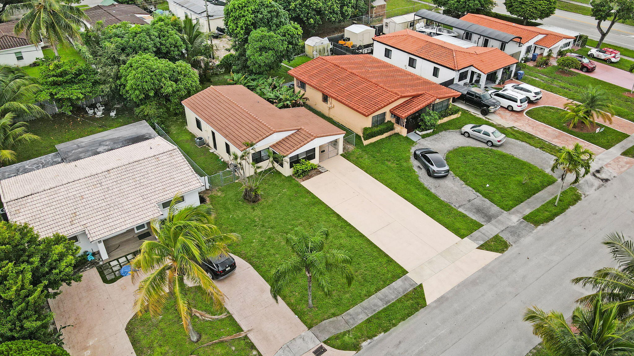1532 NE 173rd St North Miami Beach, FL 33162