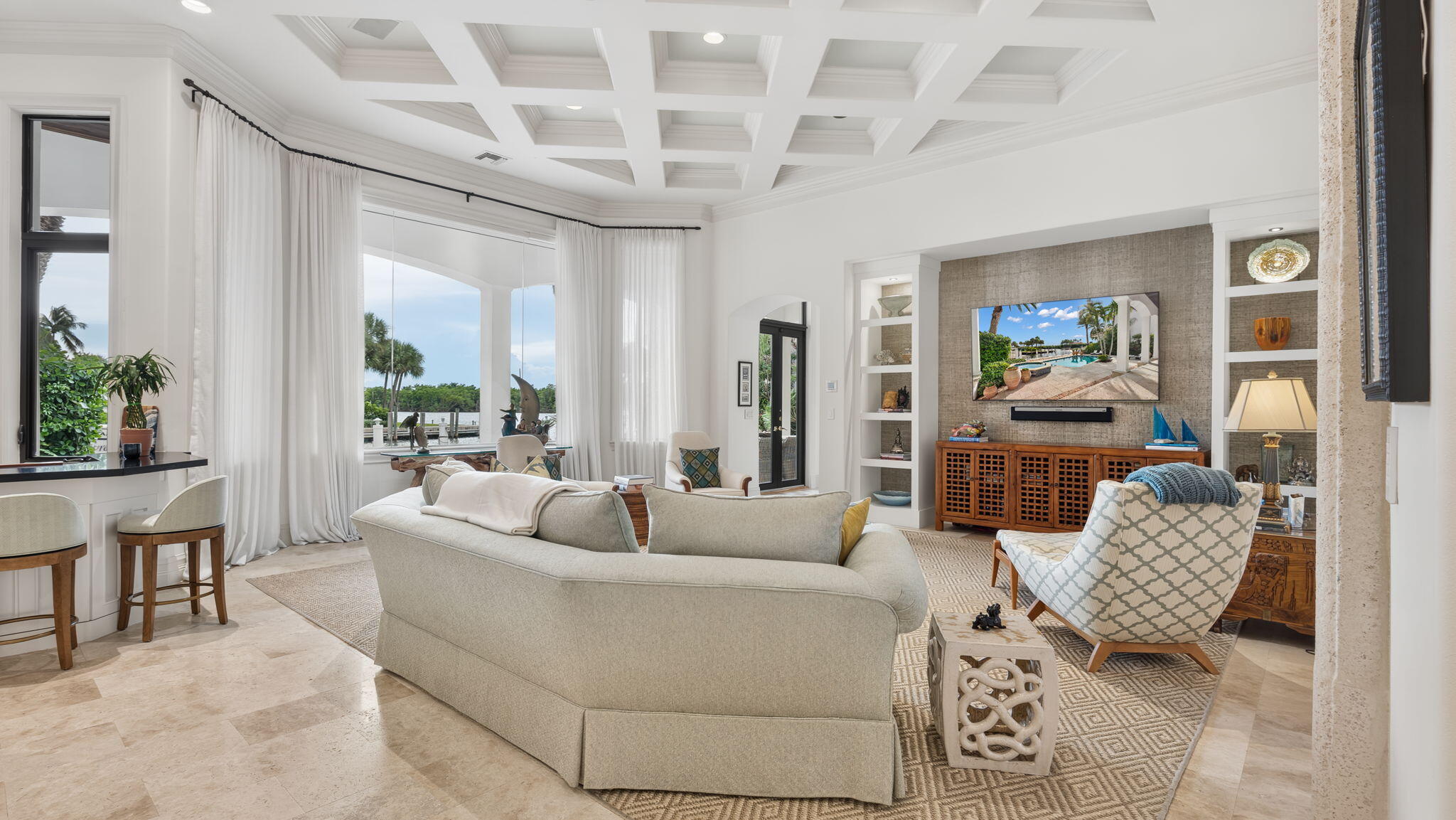 1014 Grand Ct Highland Beach, FL 33487