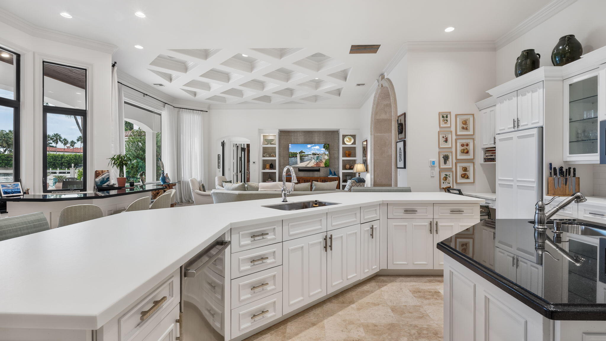 1014 Grand Ct Highland Beach, FL 33487