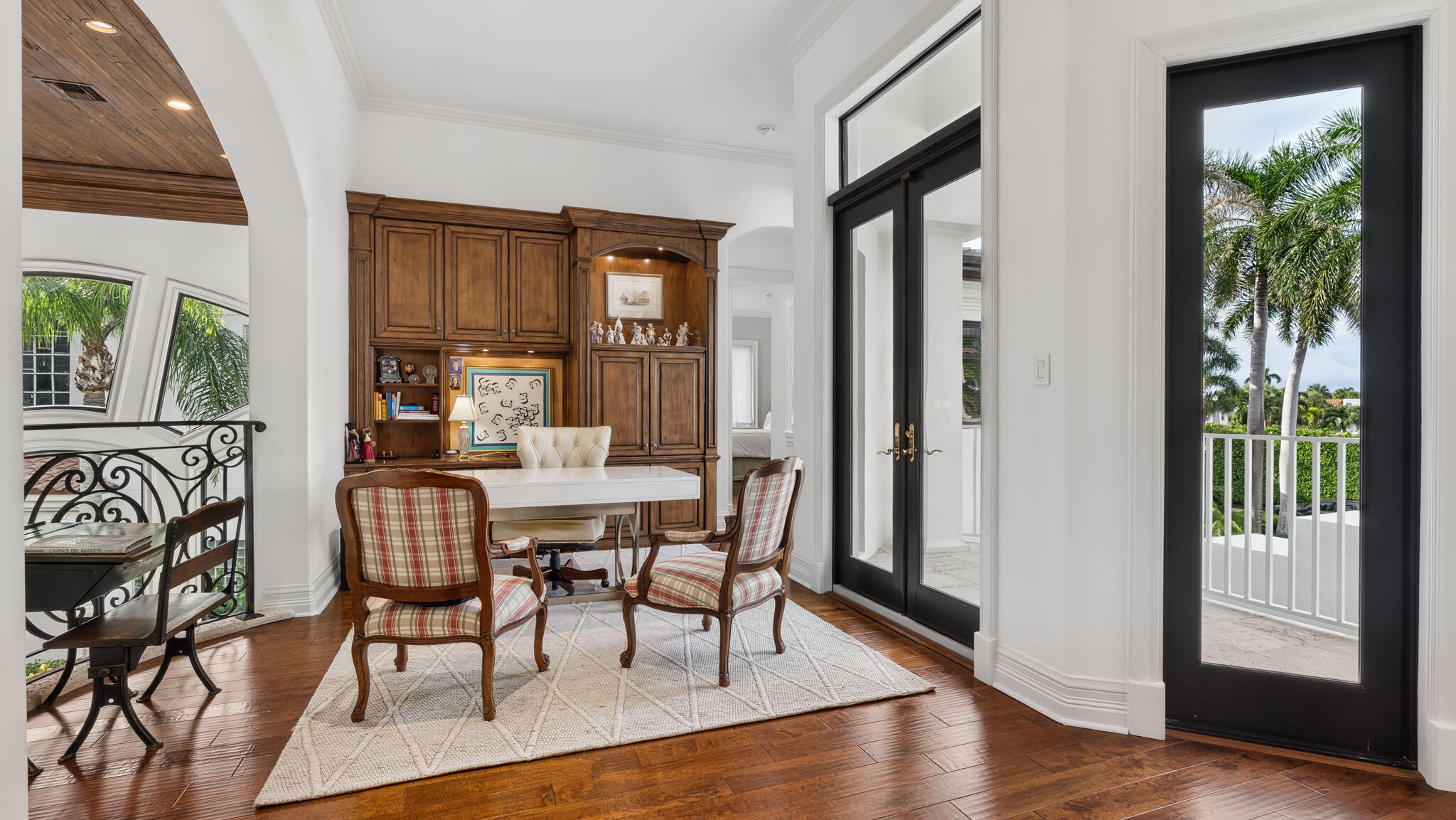 1014 Grand Ct Highland Beach, FL 33487