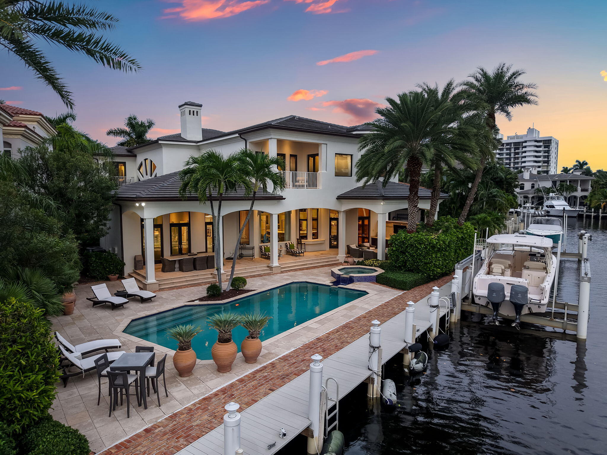 1014 Grand Ct Highland Beach, FL 33487