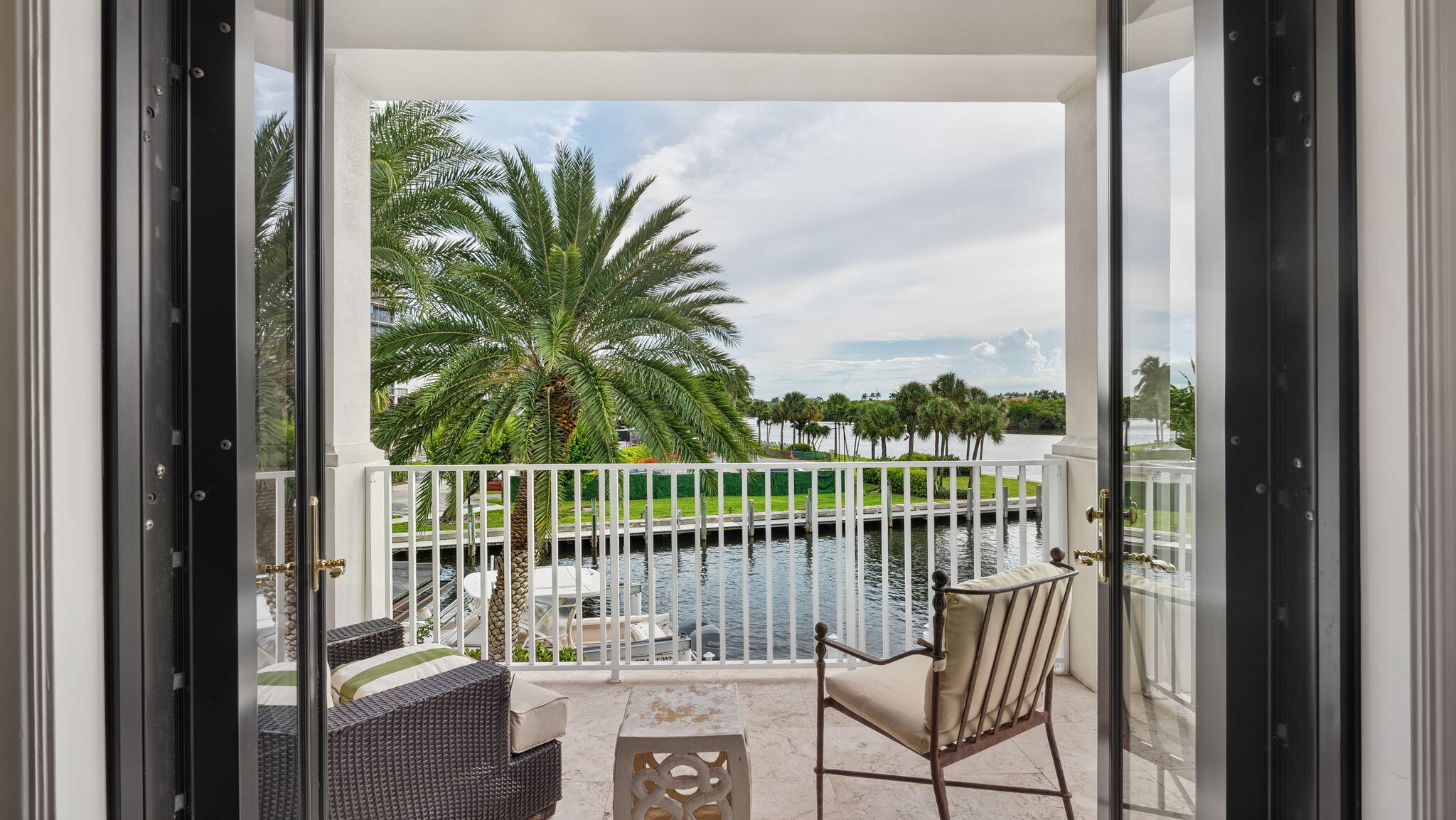 1014 Grand Ct Highland Beach, FL 33487