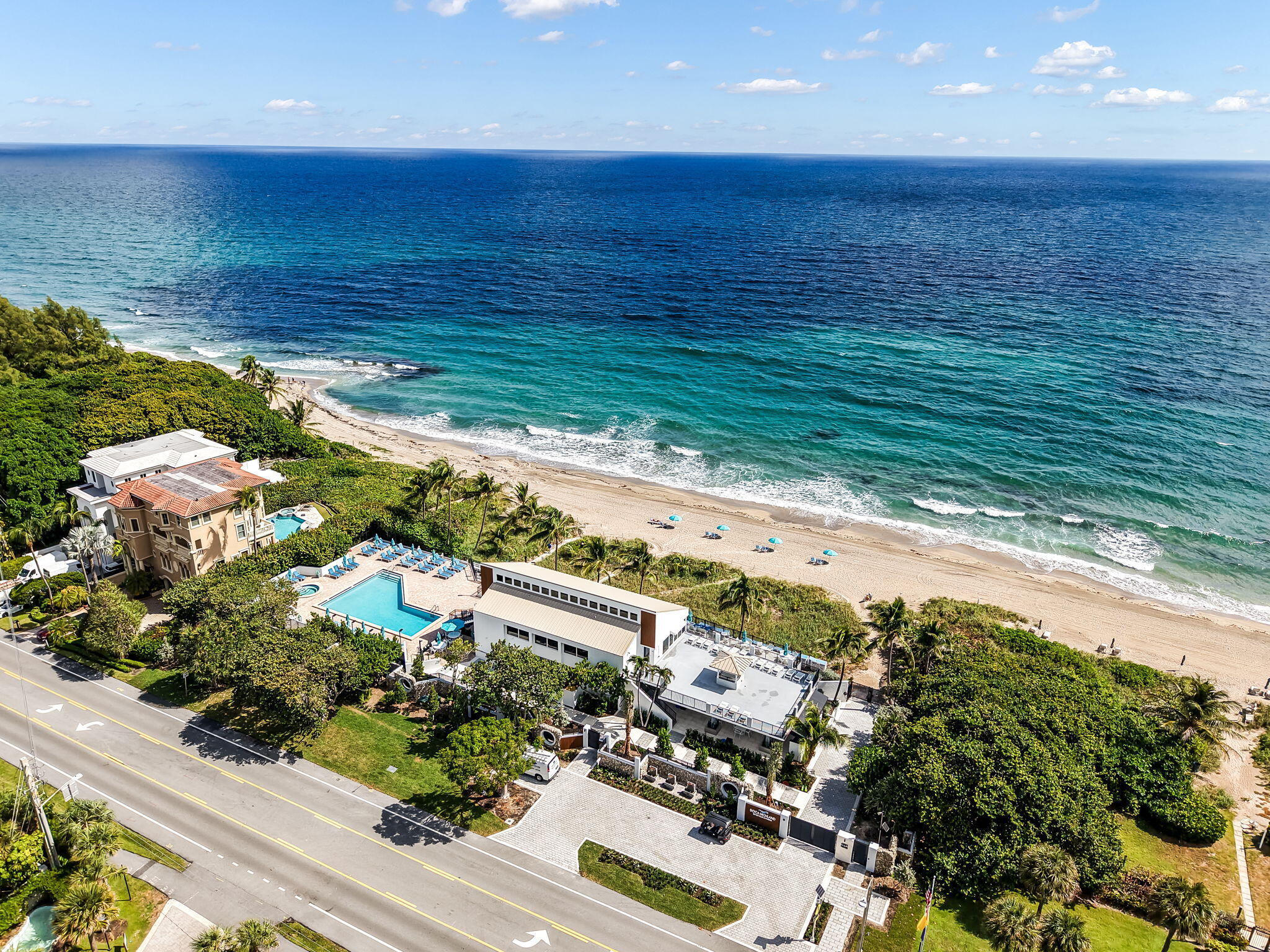 1014 Grand Ct Highland Beach, FL 33487
