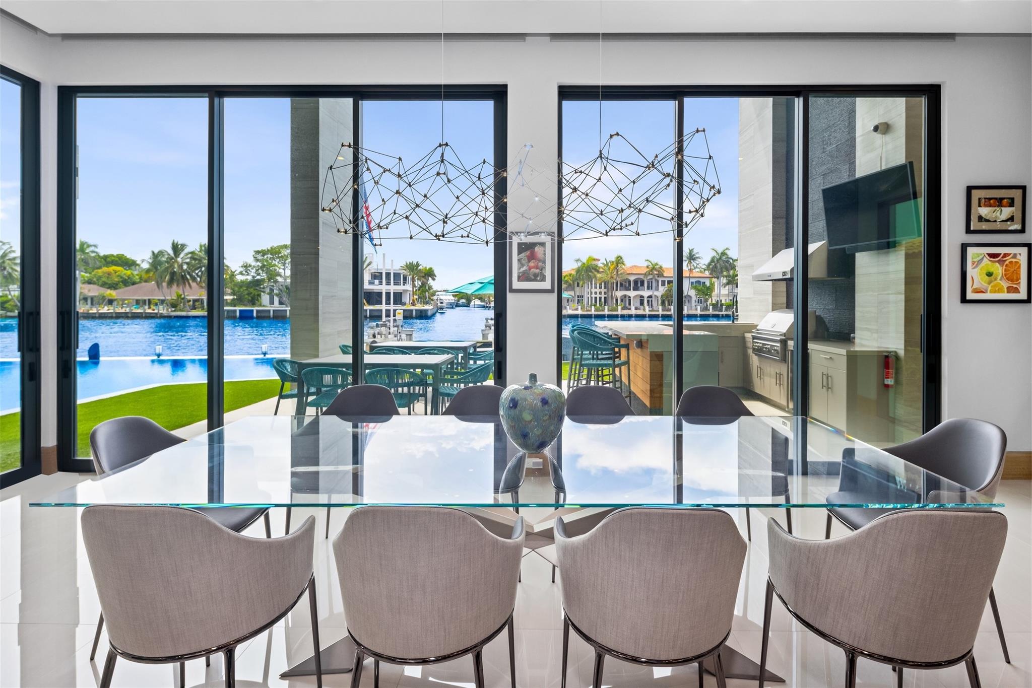 34 Minnetonka Rd,Sea Ranch Lakes, FL 33308