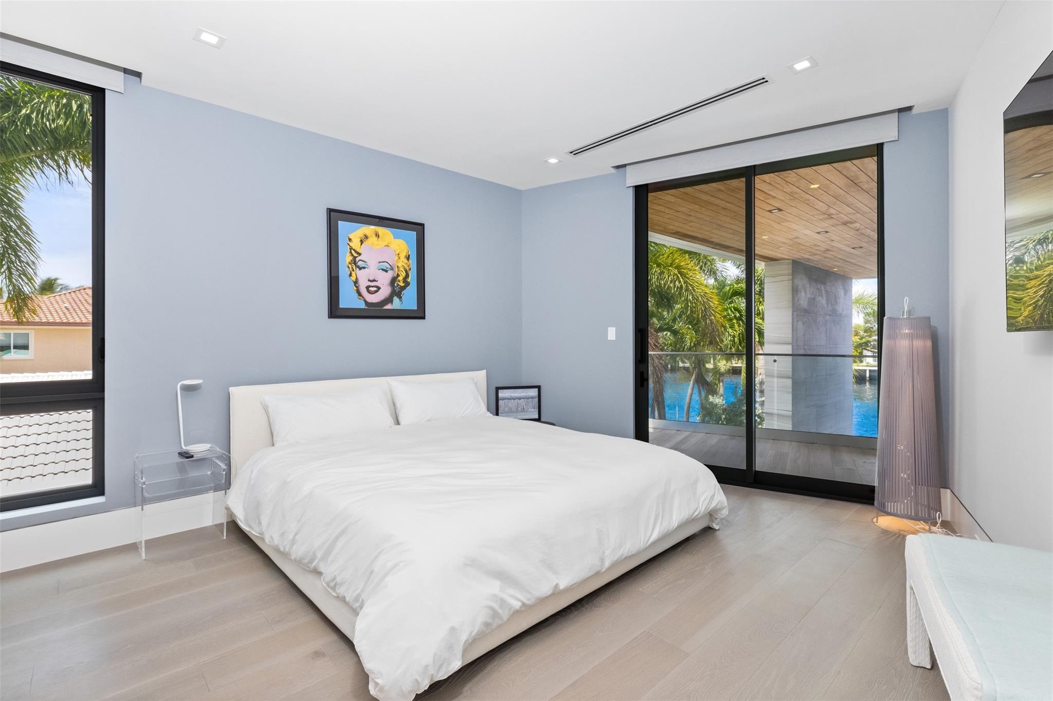 34 Minnetonka Rd,Sea Ranch Lakes, FL 33308