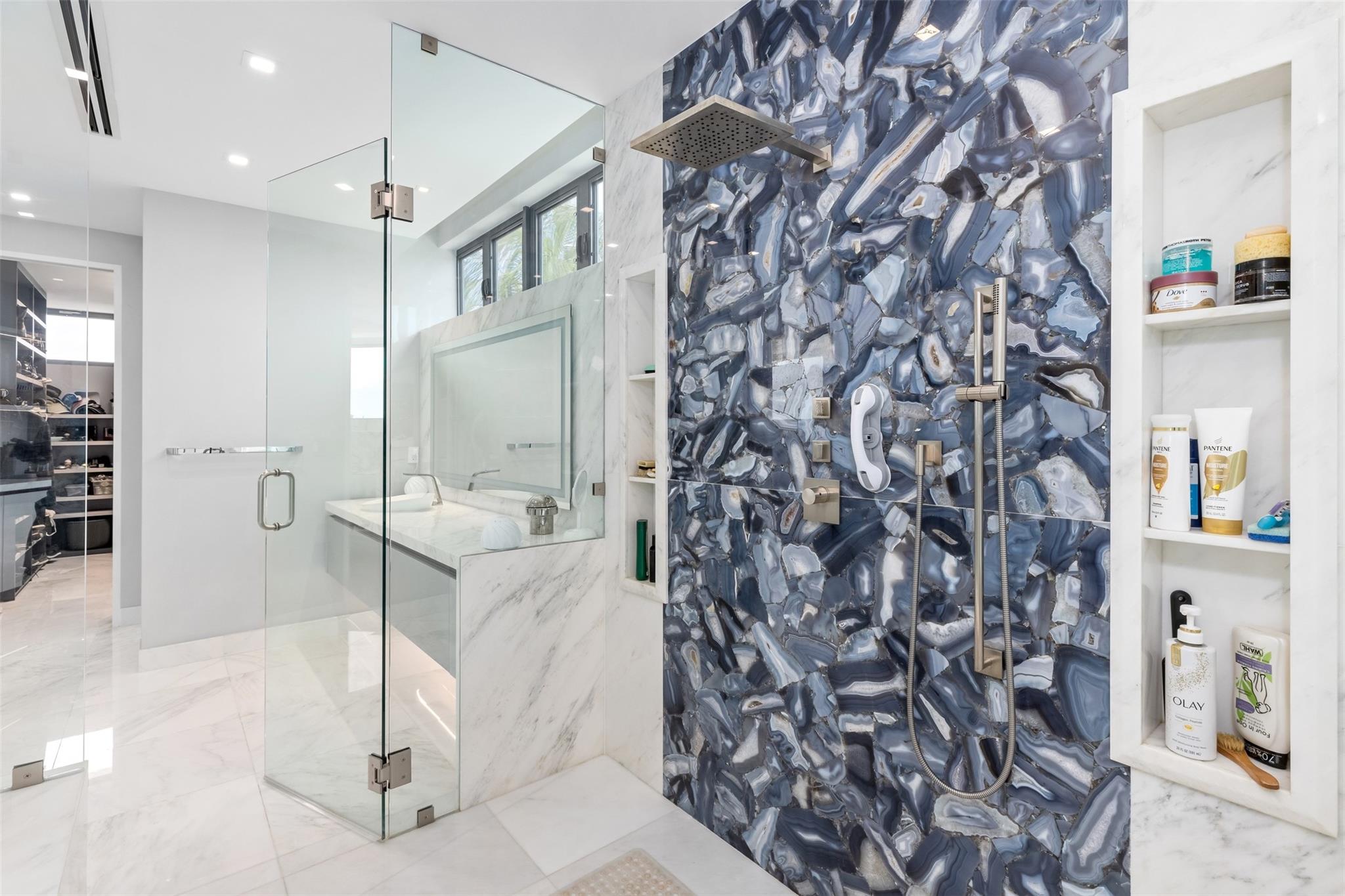 34 Minnetonka Rd,Sea Ranch Lakes, FL 33308