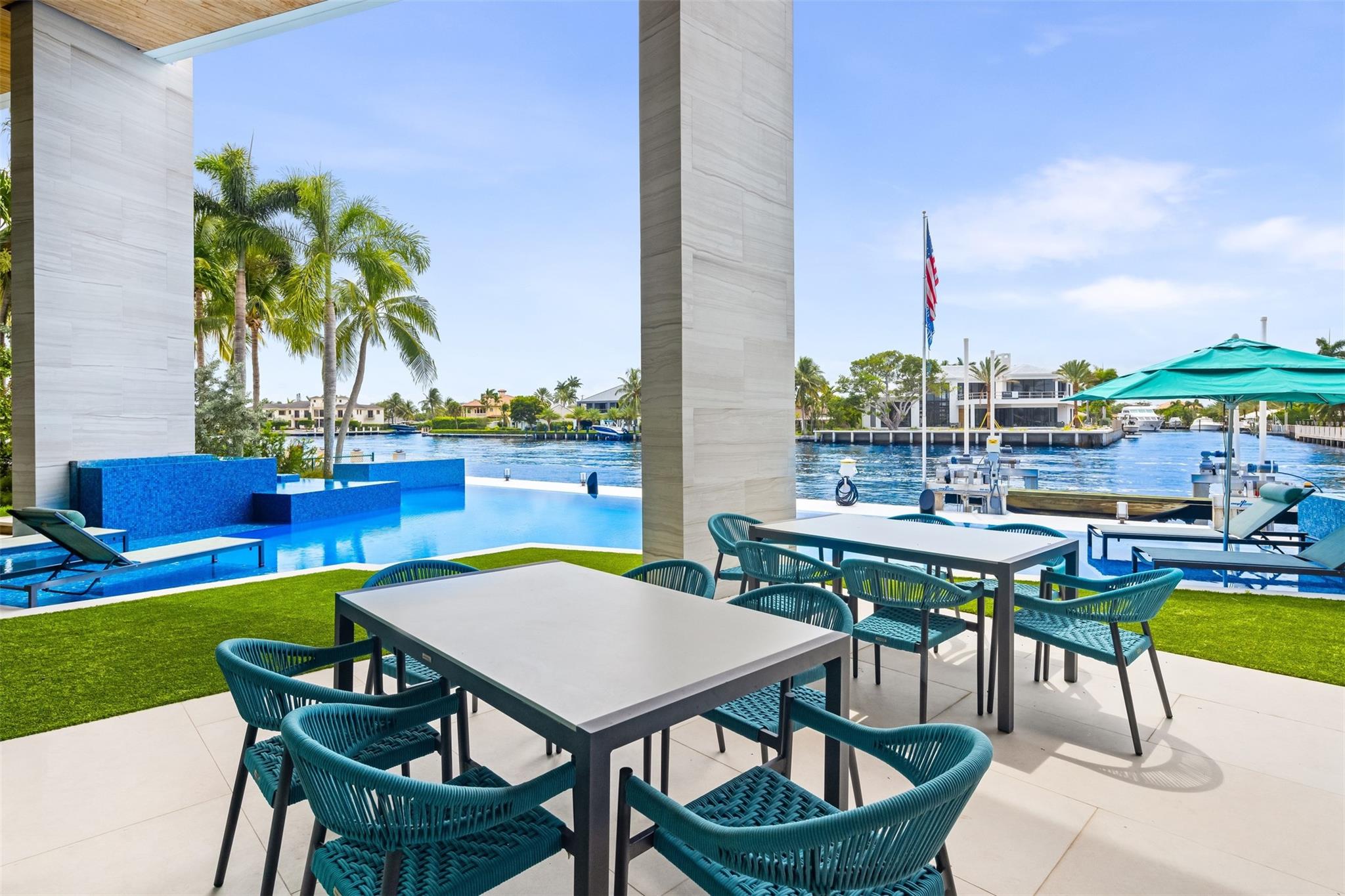 34 Minnetonka Rd,Sea Ranch Lakes, FL 33308