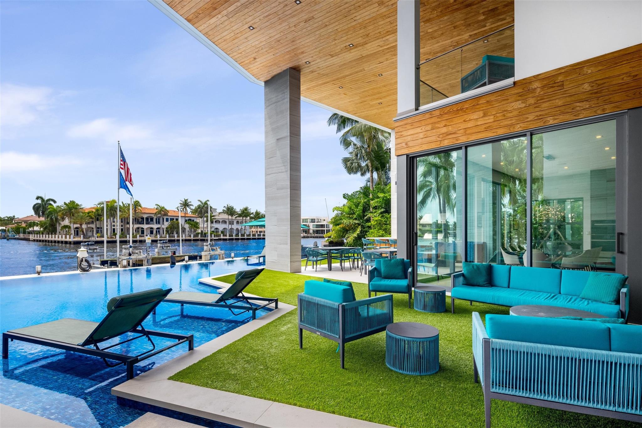 34 Minnetonka Rd,Sea Ranch Lakes, FL 33308