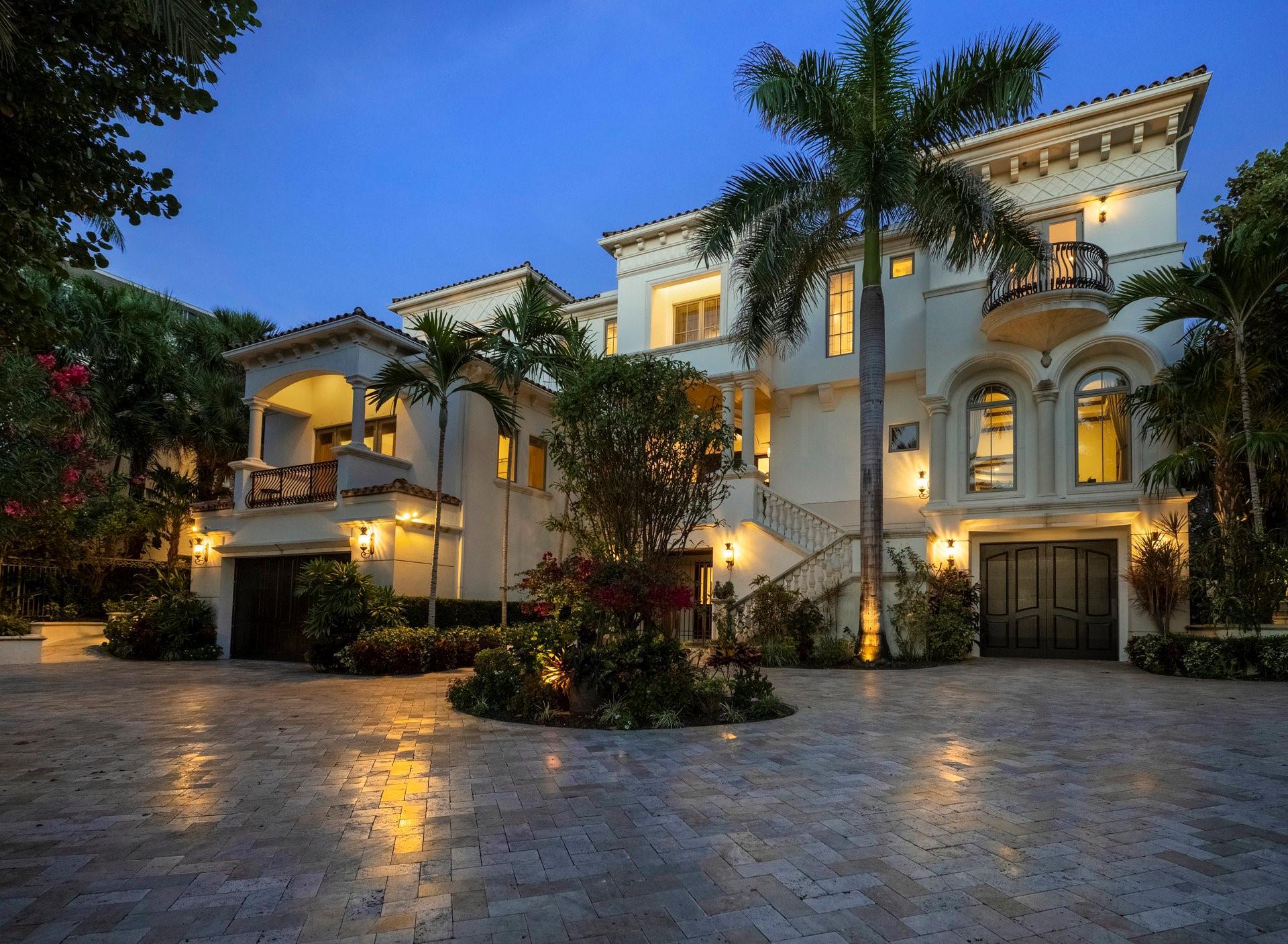 1011 Hillsboro Mile,Hillsboro Beach, FL 33062