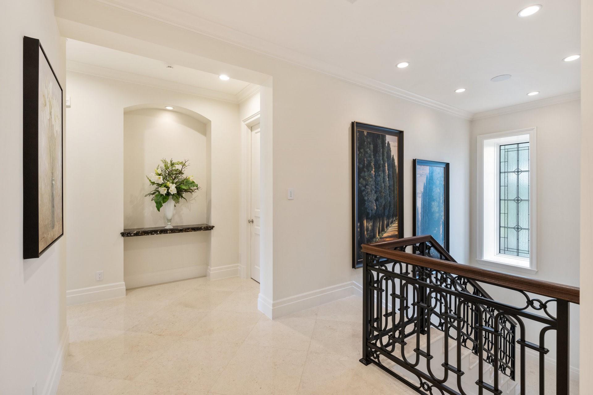 1011 Hillsboro Mile,Hillsboro Beach, FL 33062