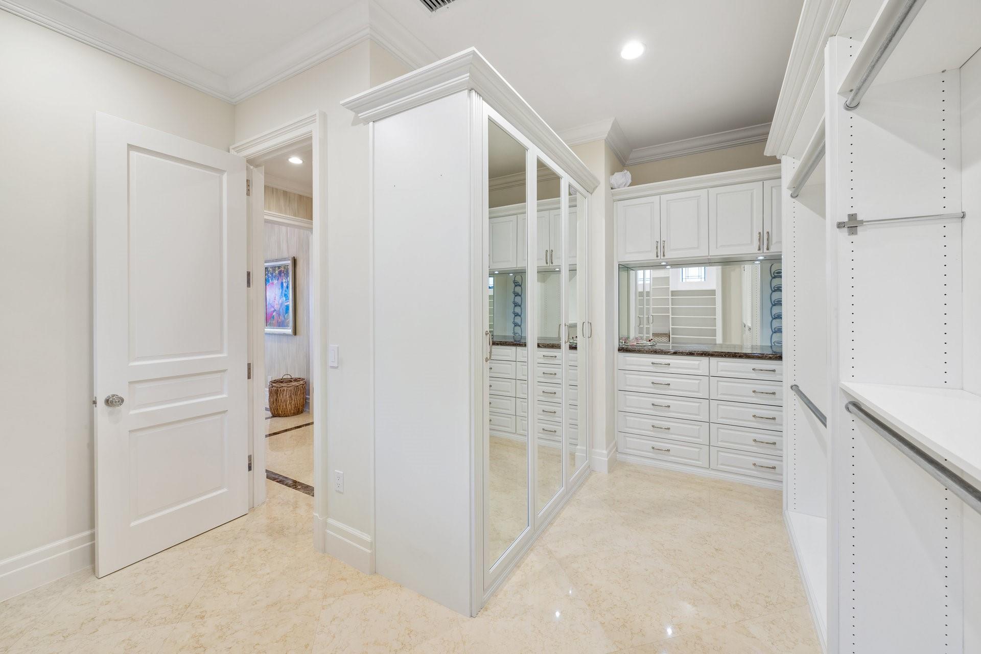 1011 Hillsboro Mile,Hillsboro Beach, FL 33062