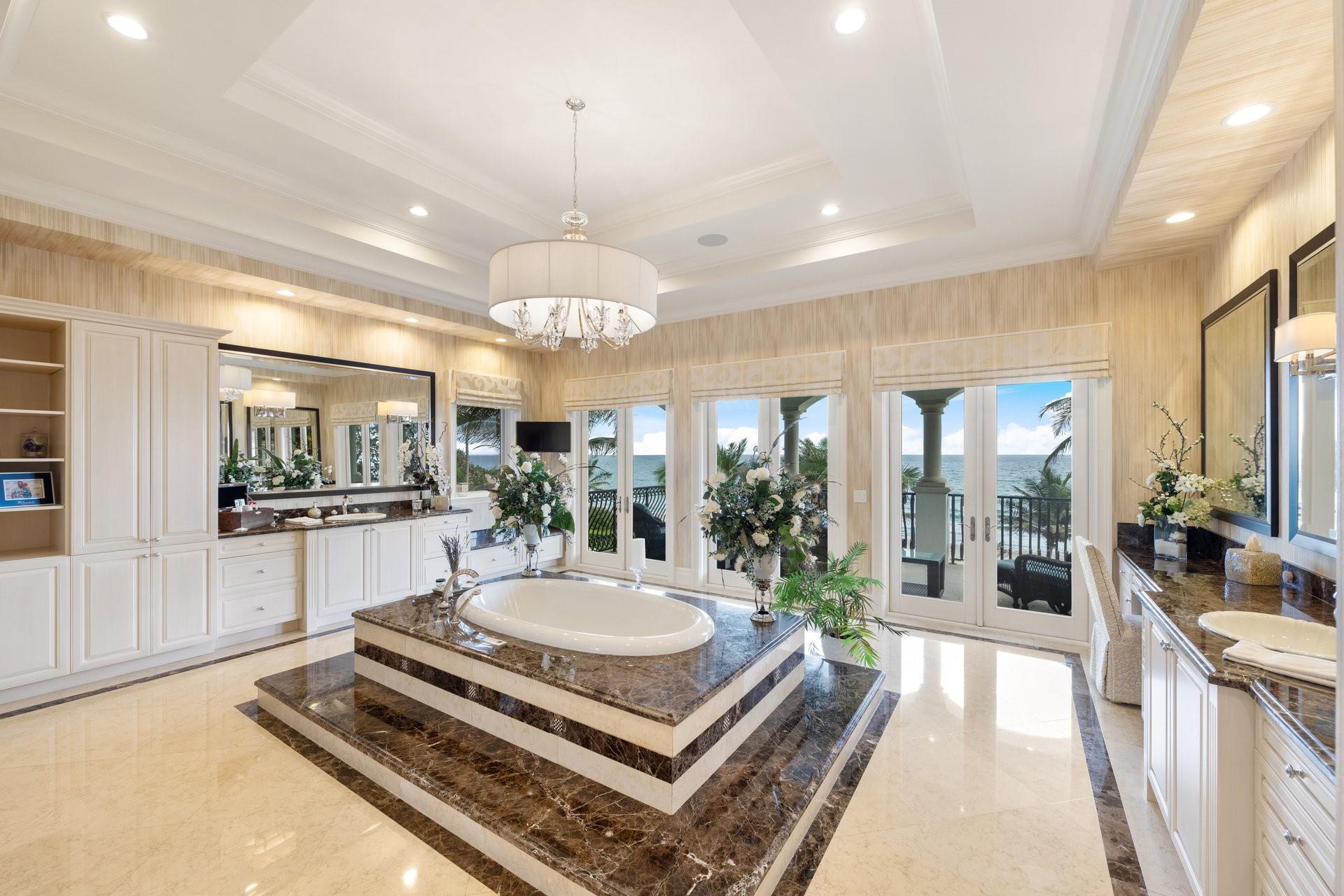 1011 Hillsboro Mile,Hillsboro Beach, FL 33062