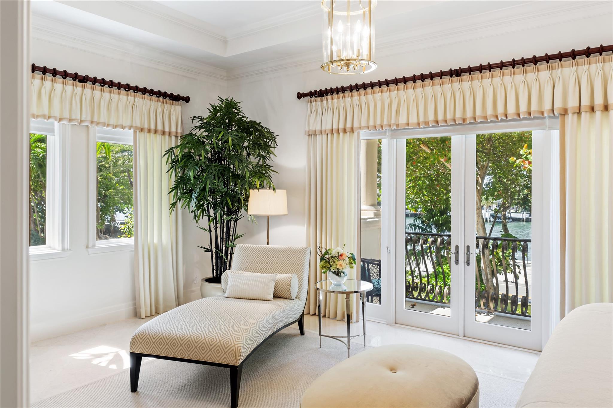 1011 Hillsboro Mile,Hillsboro Beach, FL 33062