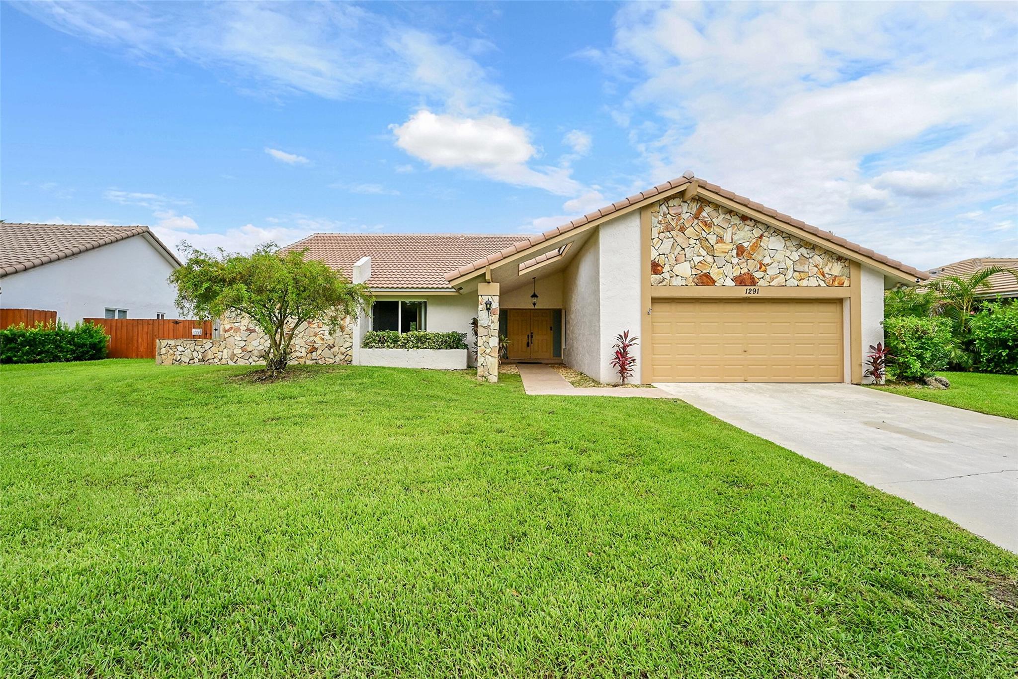 1291 NW 99th Ave