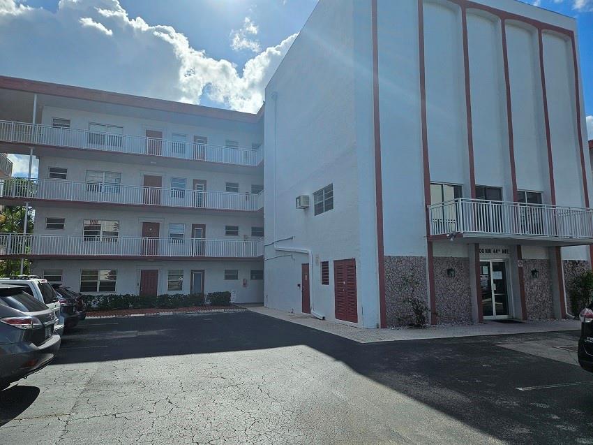 4000 NW 44th Ave #210