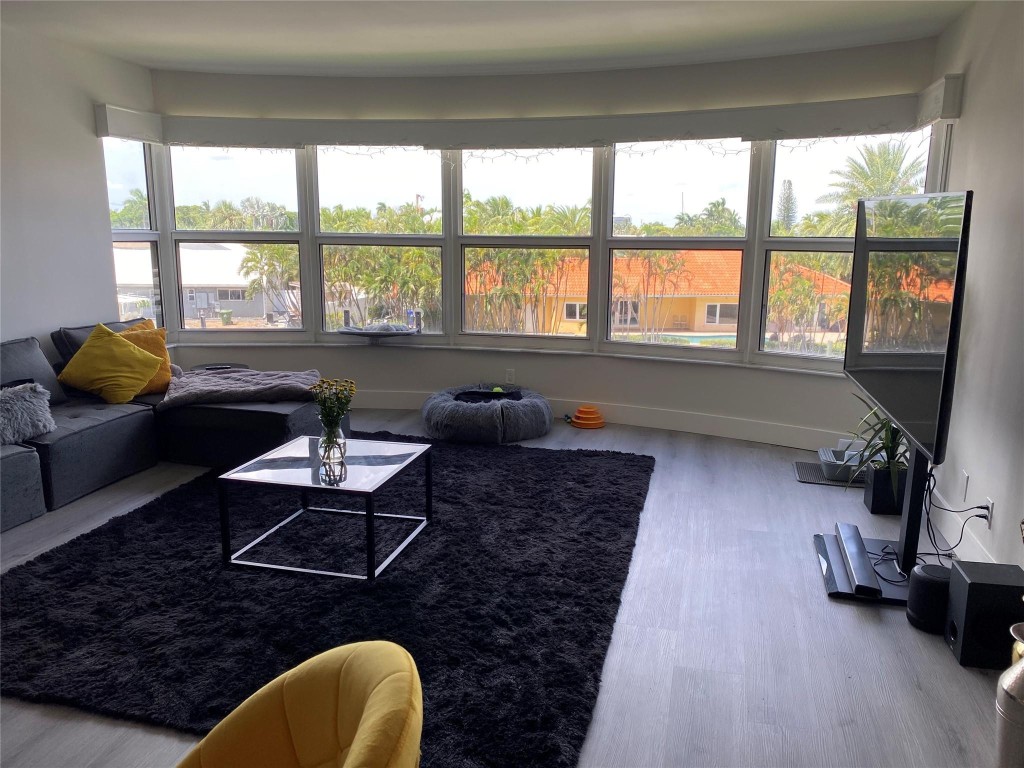 3031 NE 51st St #305W Fort Lauderdale, FL 33308