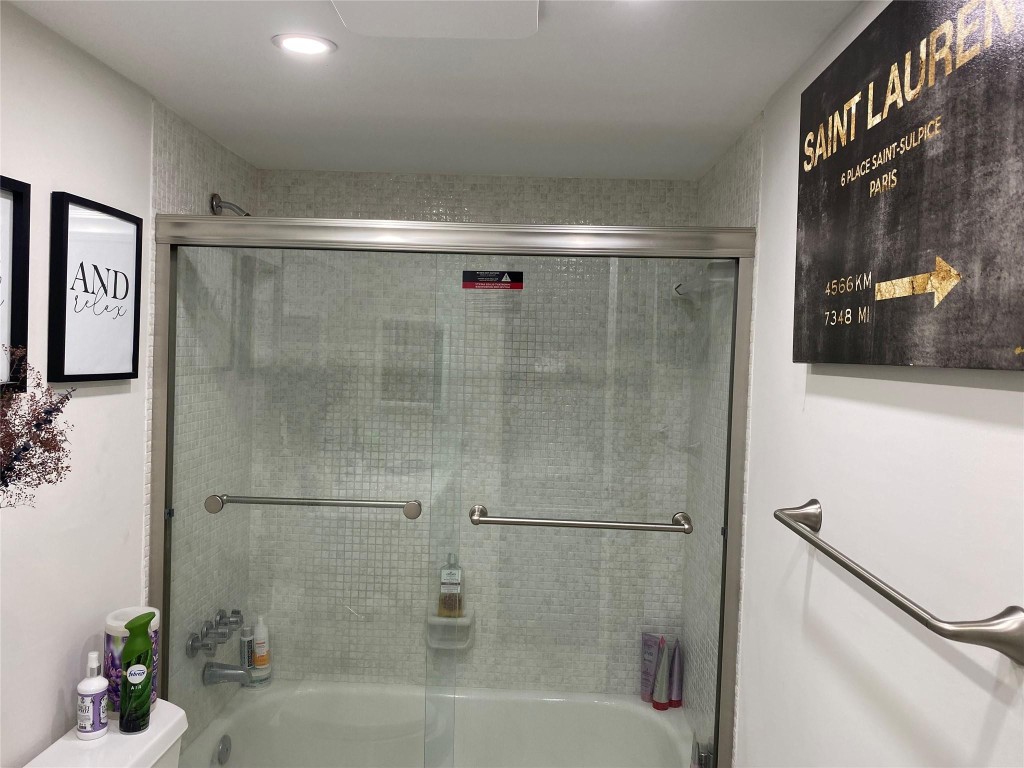 3031 NE 51st St #305W Fort Lauderdale, FL 33308