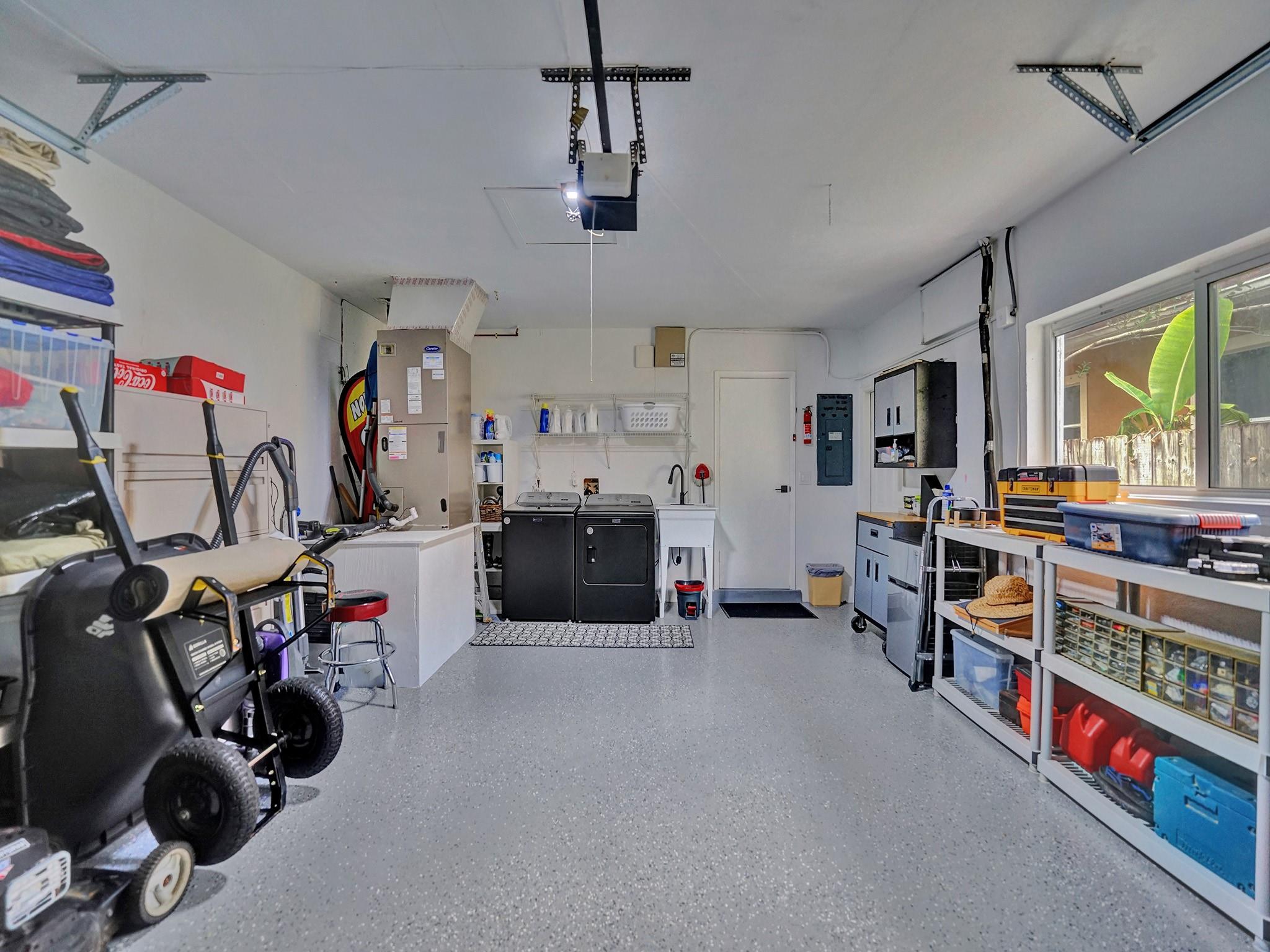 3204 Robbins Rd Pompano Beach, FL 33062