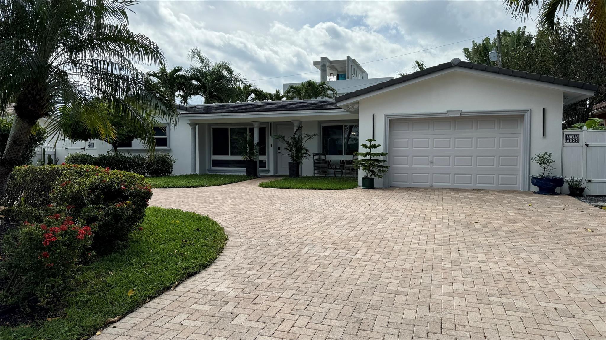 3204 Robbins Rd Pompano Beach, FL 33062