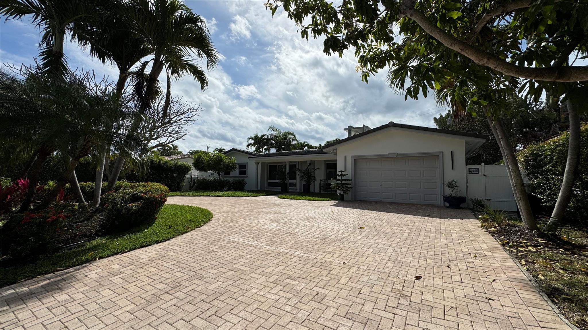 3204 Robbins Rd Pompano Beach, FL 33062