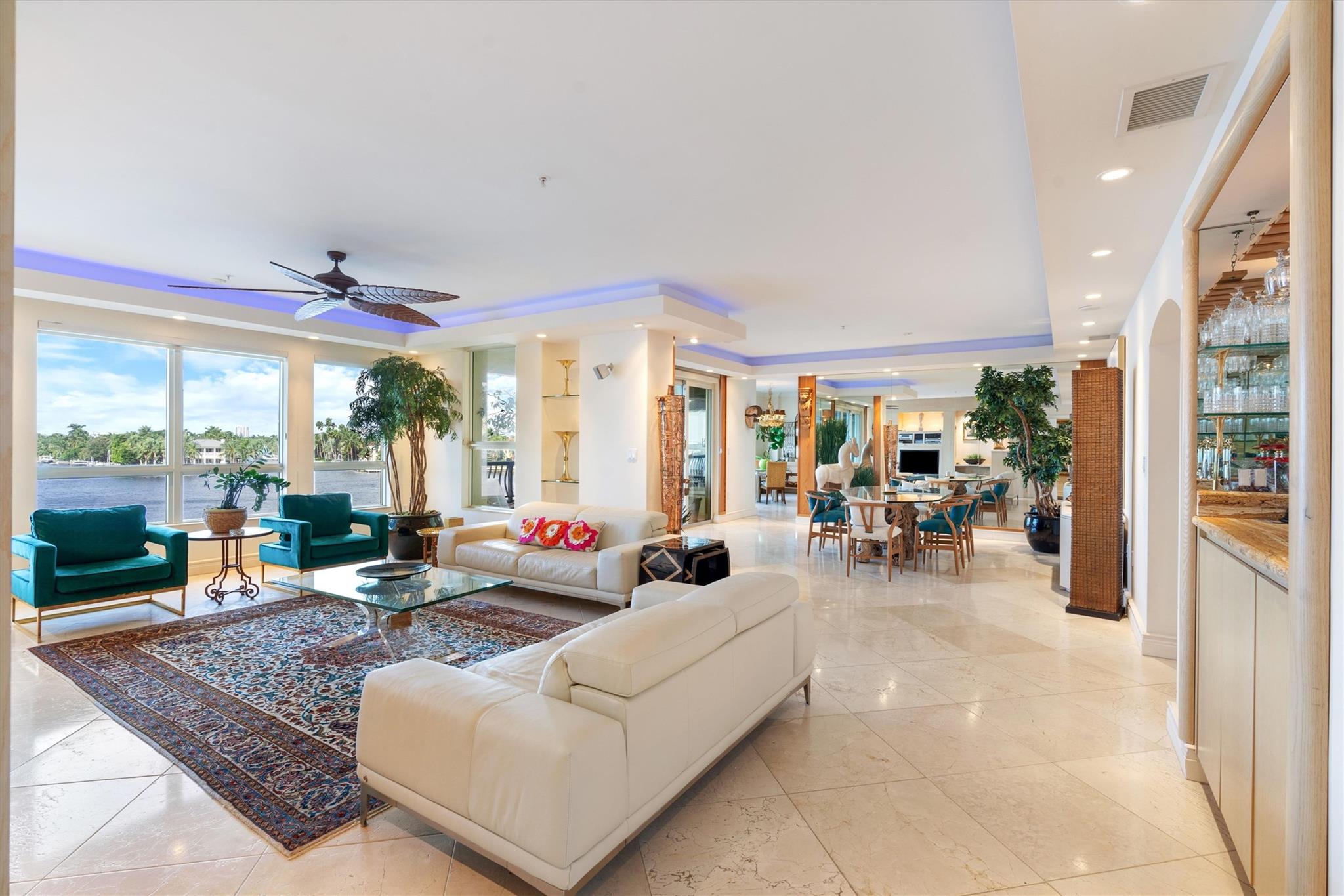 209 N Birch Rd #401 Fort Lauderdale, FL 33304