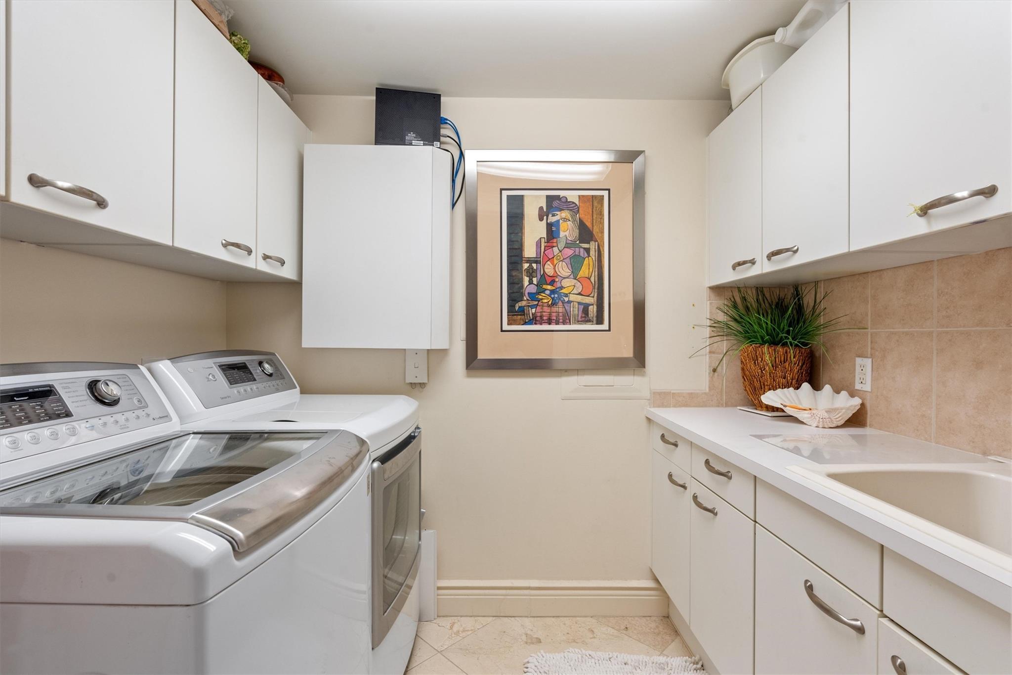 209 N Birch Rd #401 Fort Lauderdale, FL 33304