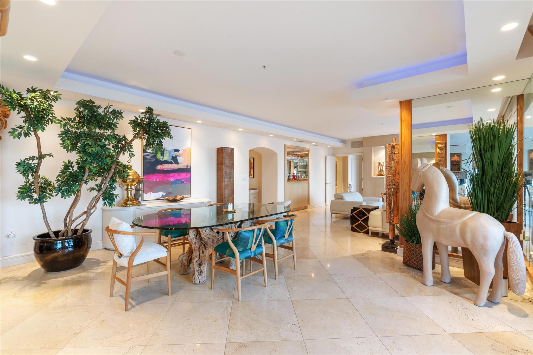 209 N Birch Rd #401 Fort Lauderdale, FL 33304