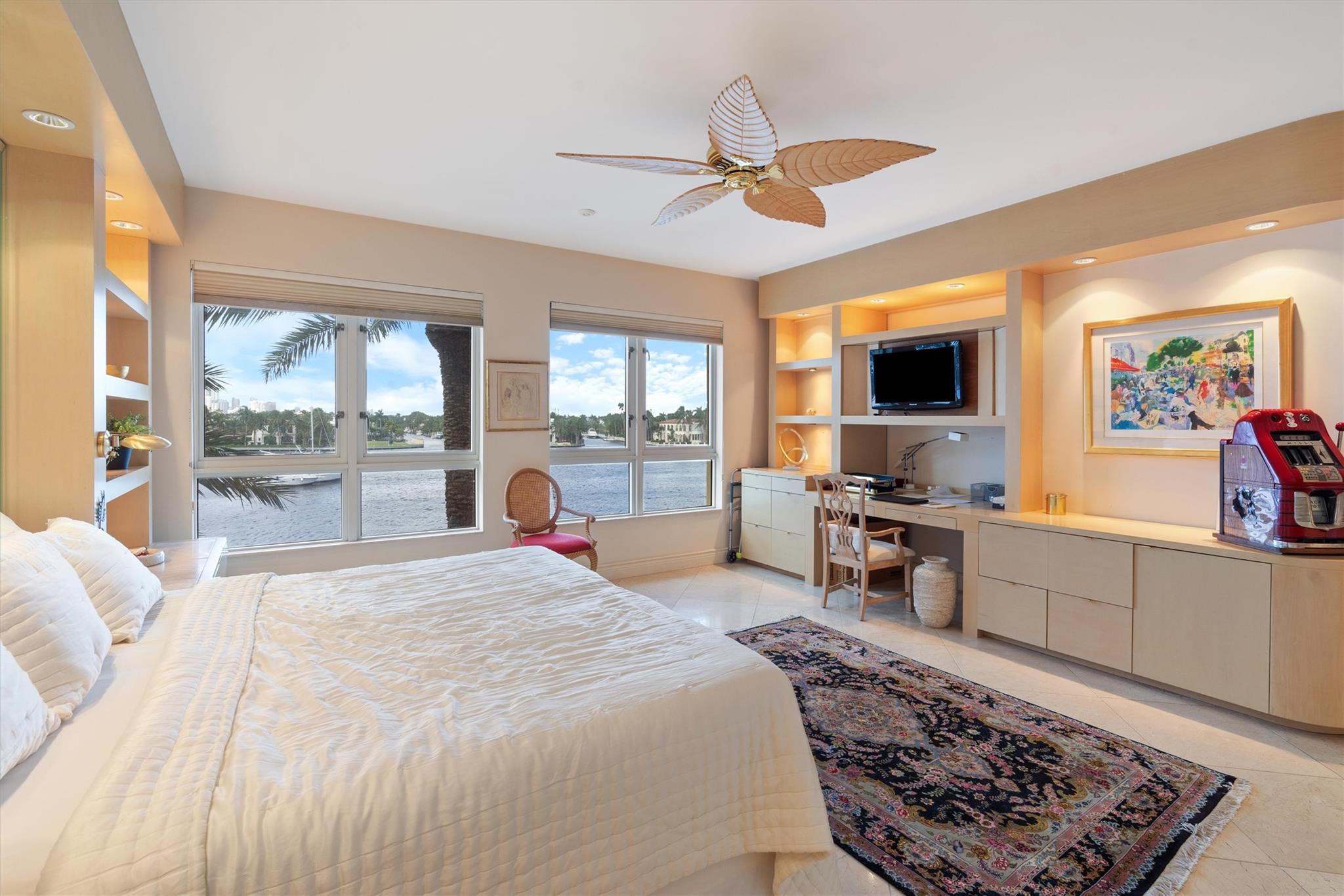 209 N Birch Rd #401 Fort Lauderdale, FL 33304