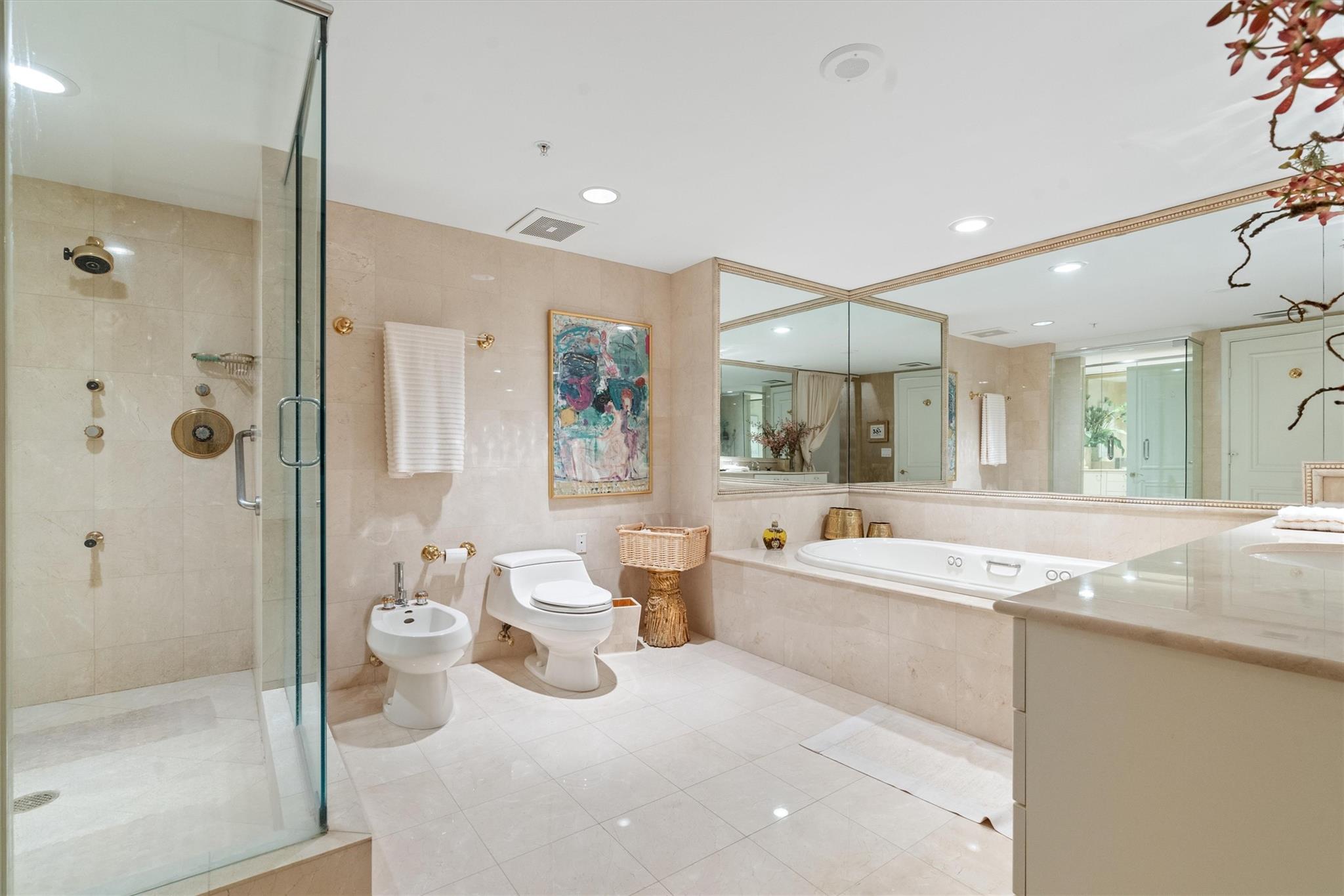 209 N Birch Rd #401 Fort Lauderdale, FL 33304