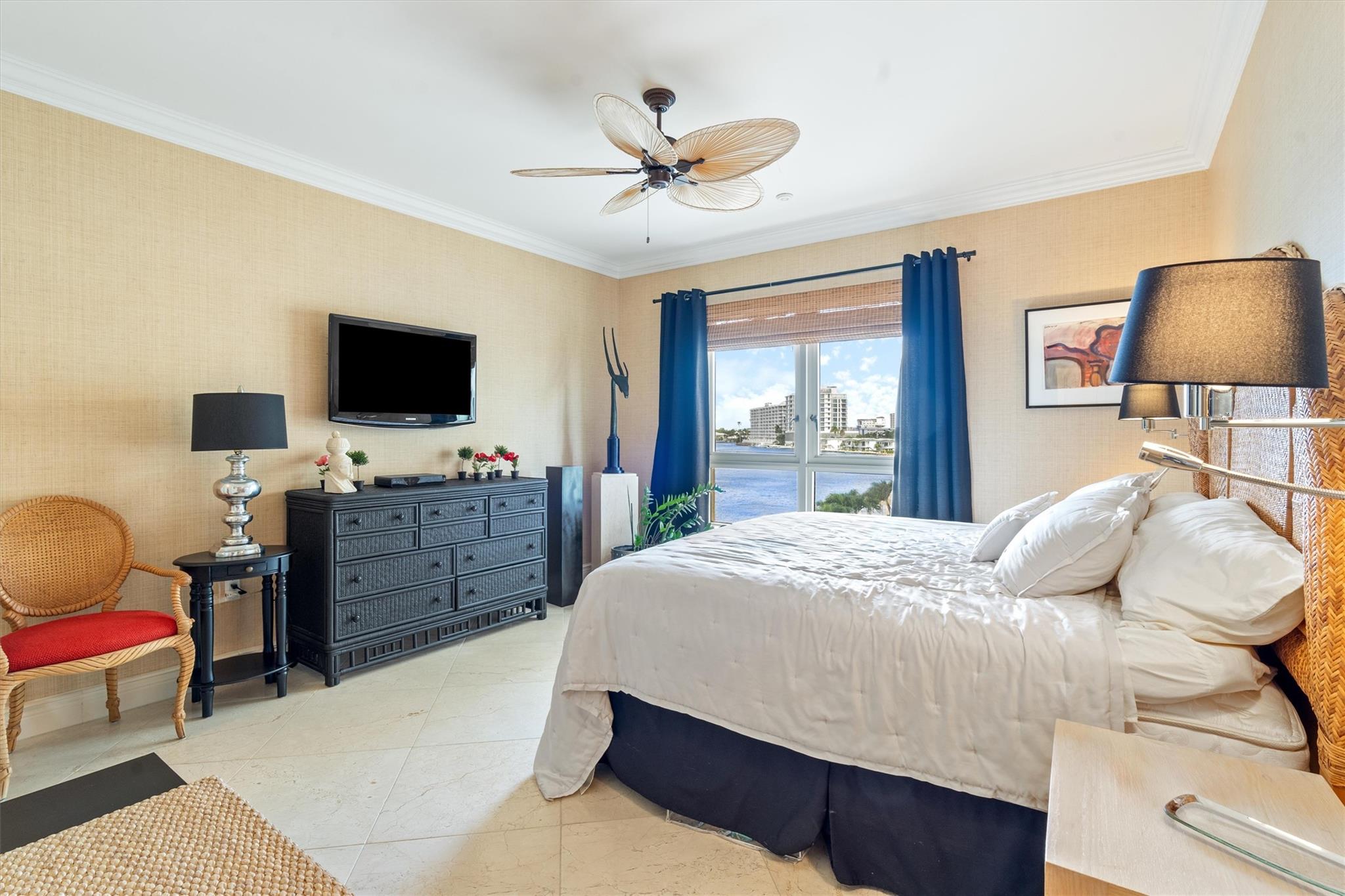 209 N Birch Rd #401 Fort Lauderdale, FL 33304