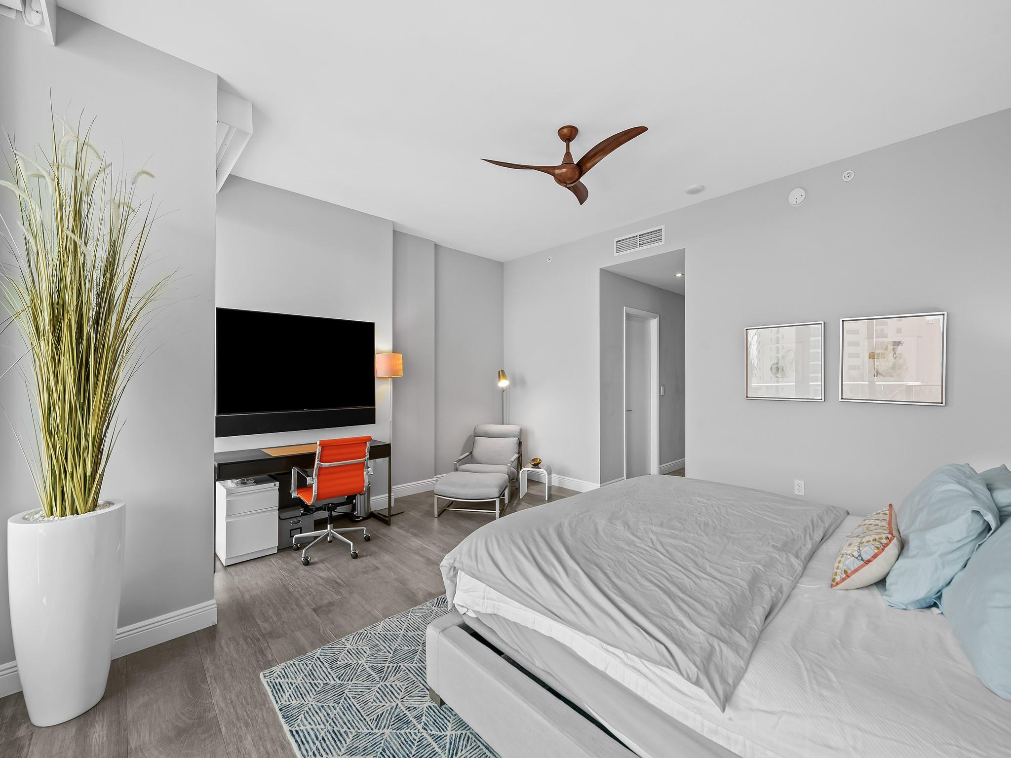 701 N Fort Lauderdale Bch Blvd #705 Fort Lauderdale, FL 33304 701 N Fort Lauderdale Bch Blvd #705 Fort Lauderdale, FL 33304