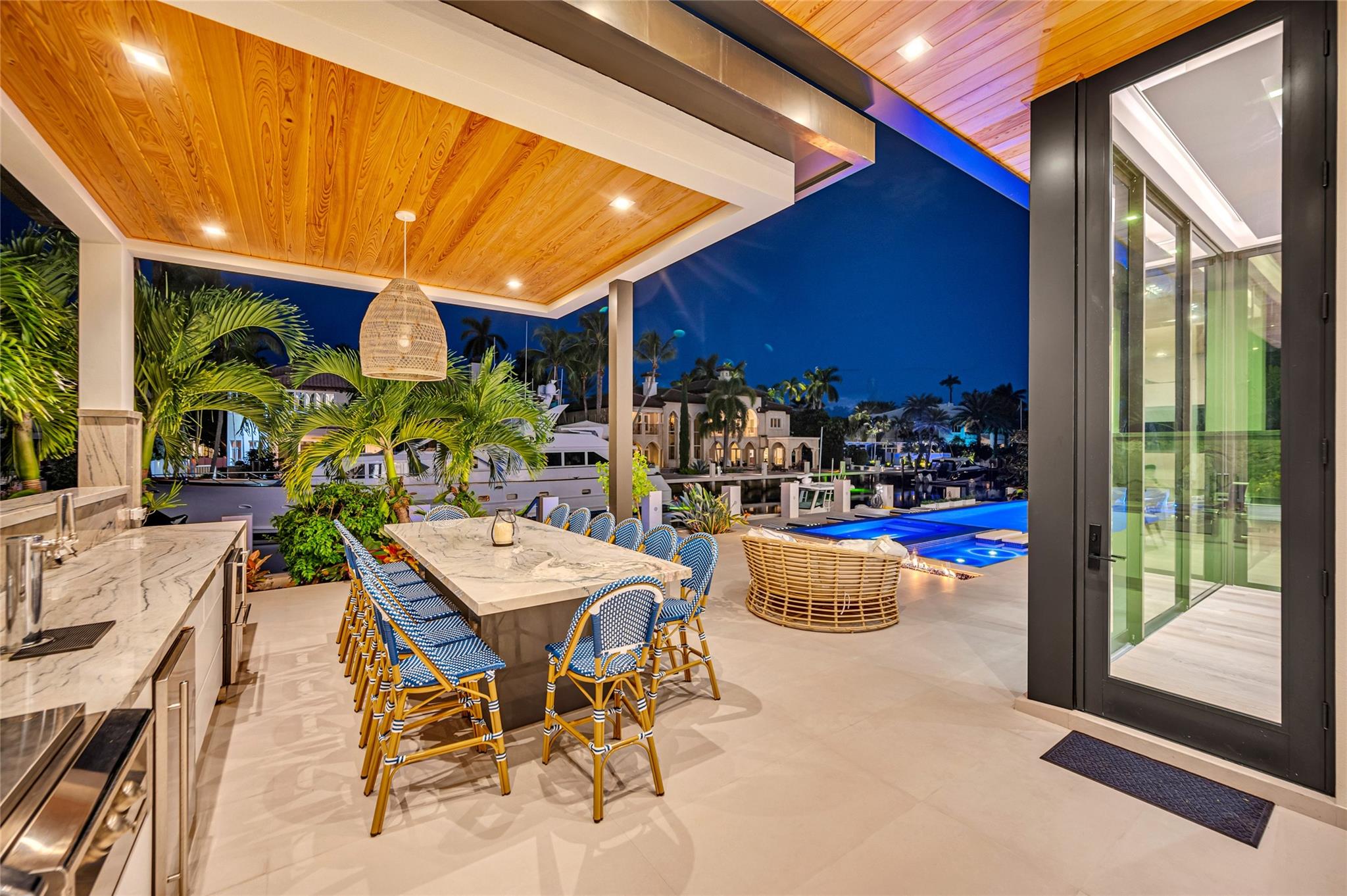 408 Coral Way Fort Lauderdale, FL 33301 408 Coral Way Fort Lauderdale, FL 33301