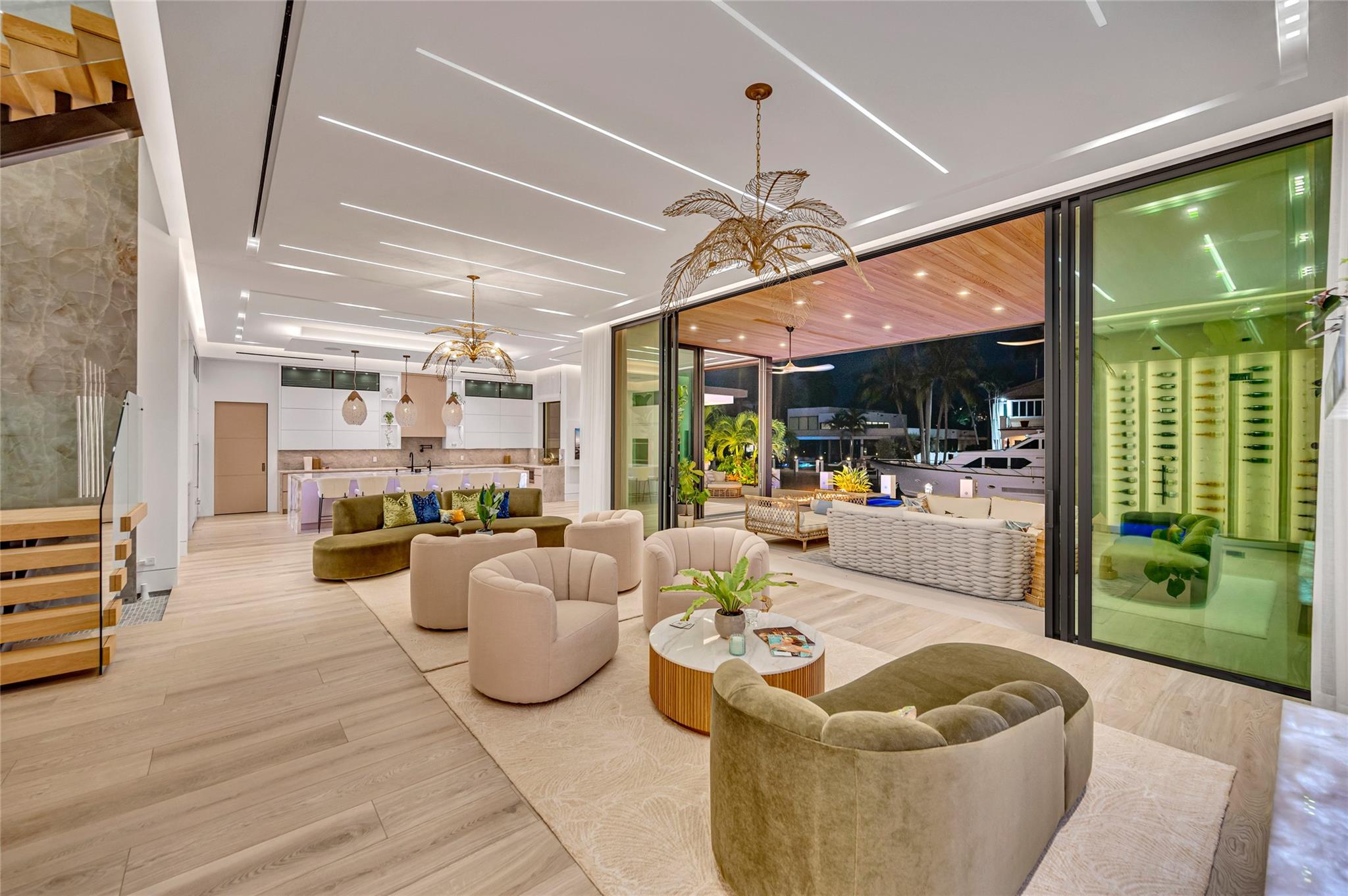 408 Coral Way Fort Lauderdale, FL 33301 408 Coral Way Fort Lauderdale, FL 33301