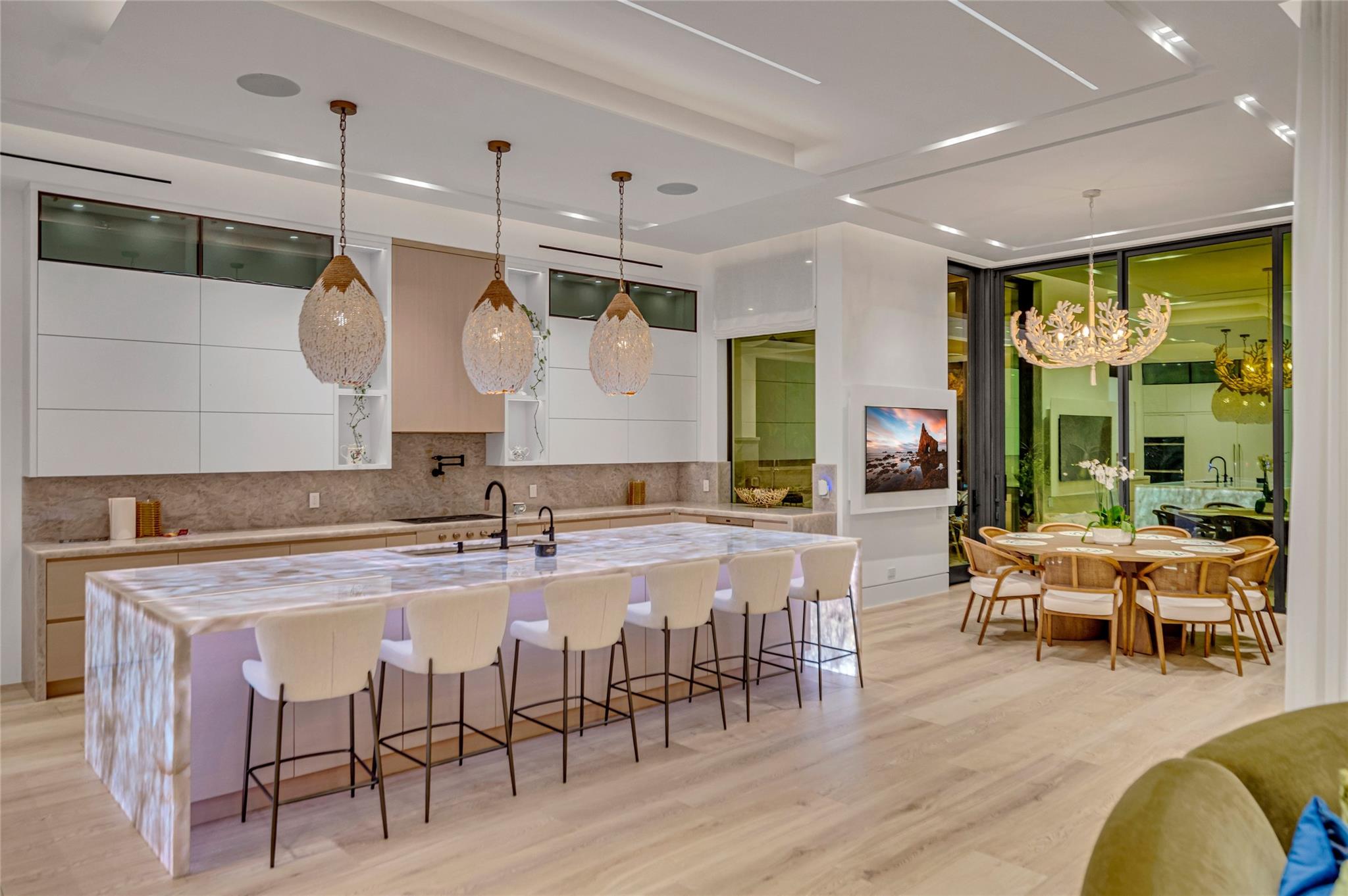 408 Coral Way Fort Lauderdale, FL 33301 408 Coral Way Fort Lauderdale, FL 33301