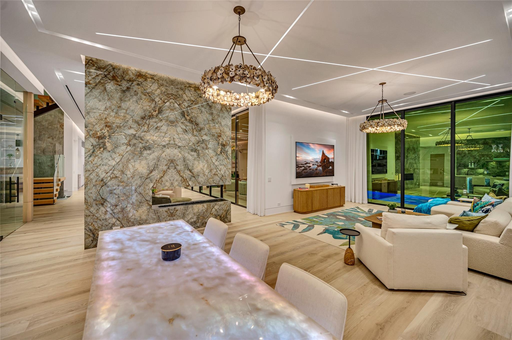 408 Coral Way Fort Lauderdale, FL 33301 408 Coral Way Fort Lauderdale, FL 33301