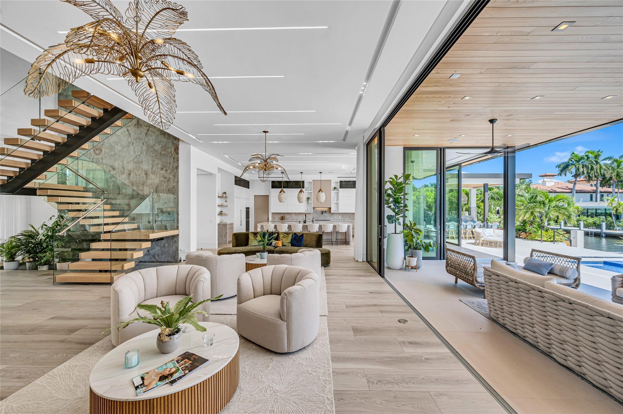 408 Coral Way Fort Lauderdale, FL 33301 408 Coral Way Fort Lauderdale, FL 33301