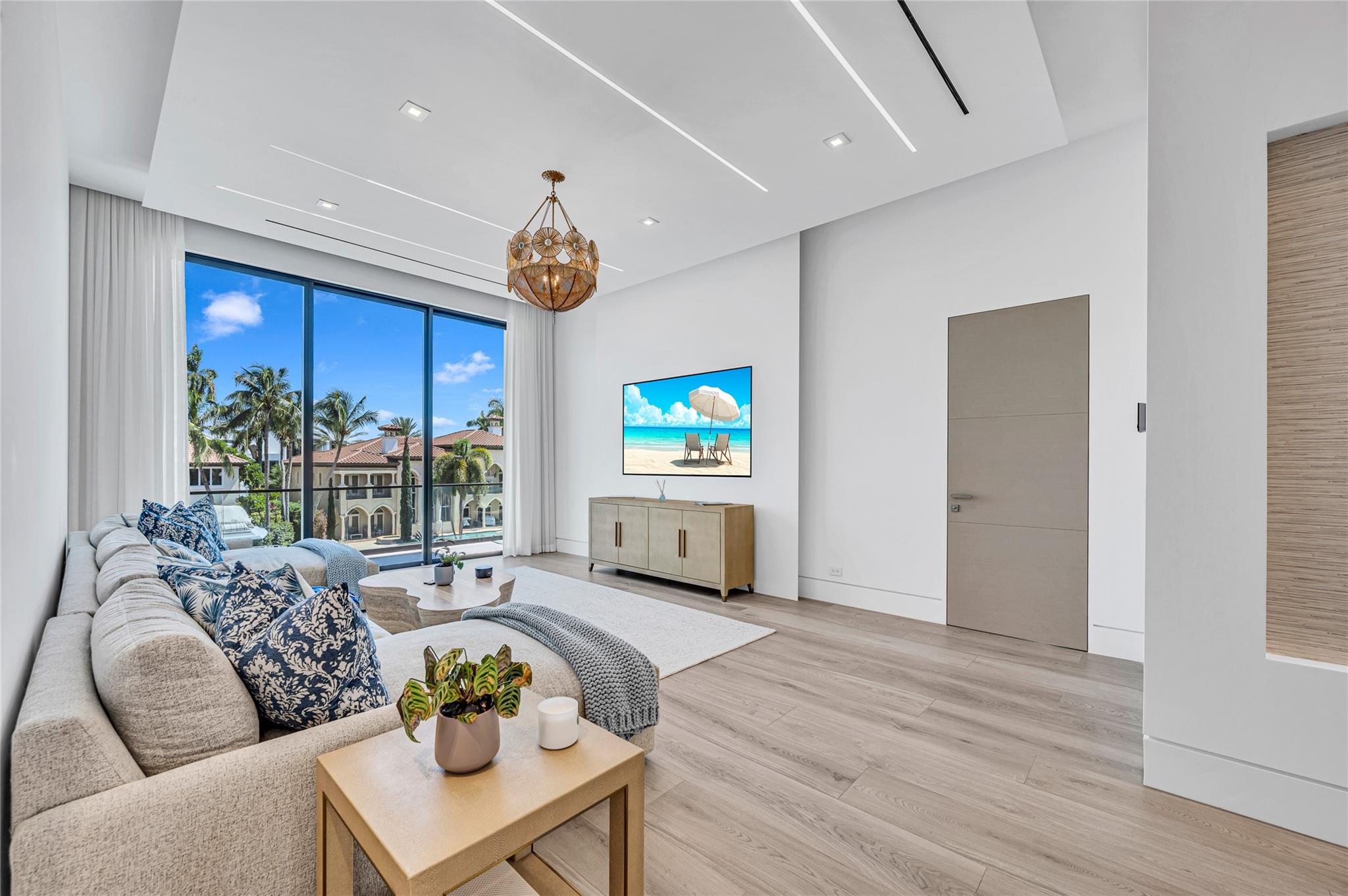 408 Coral Way Fort Lauderdale, FL 33301 408 Coral Way Fort Lauderdale, FL 33301