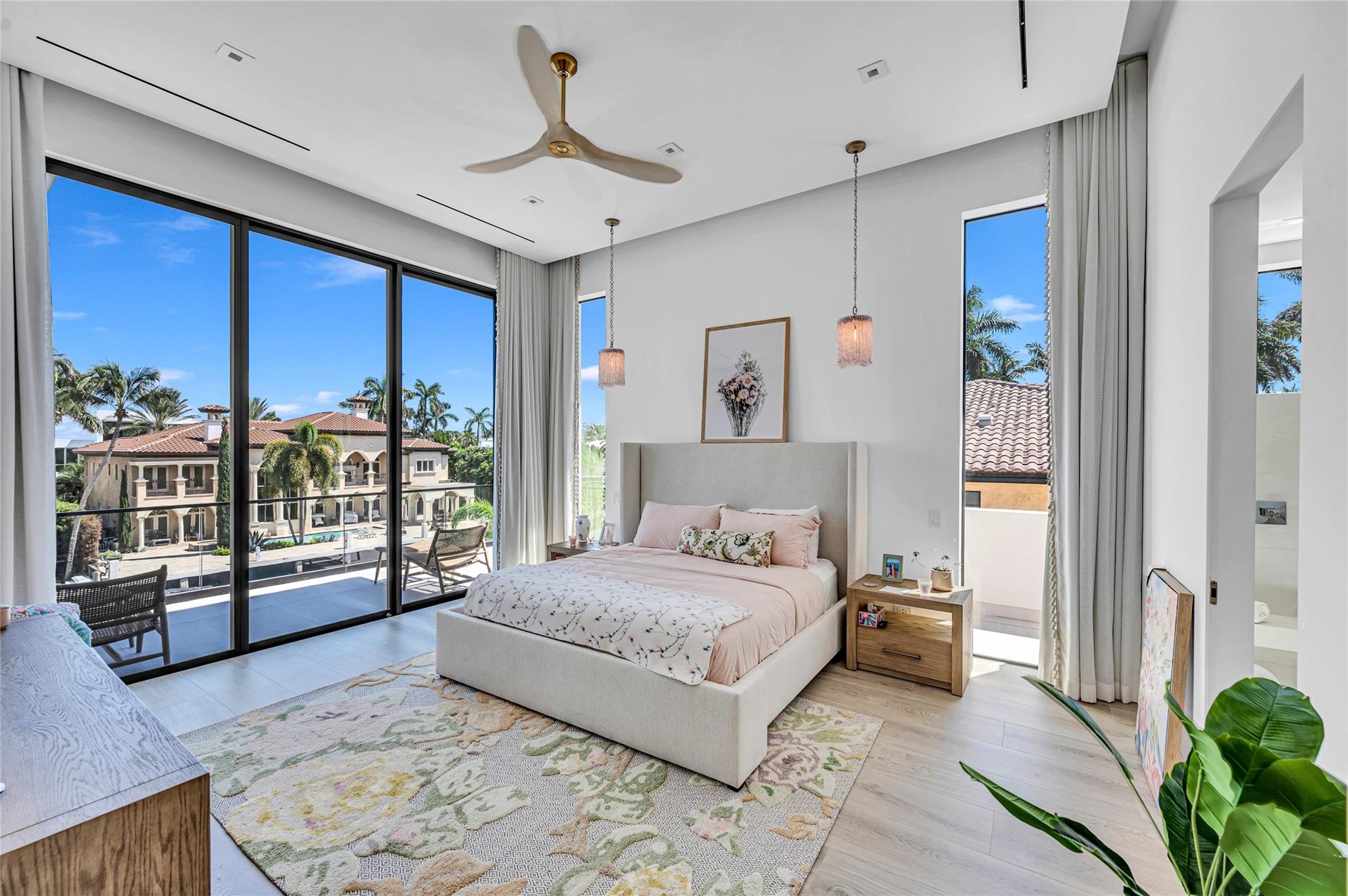 408 Coral Way Fort Lauderdale, FL 33301 408 Coral Way Fort Lauderdale, FL 33301