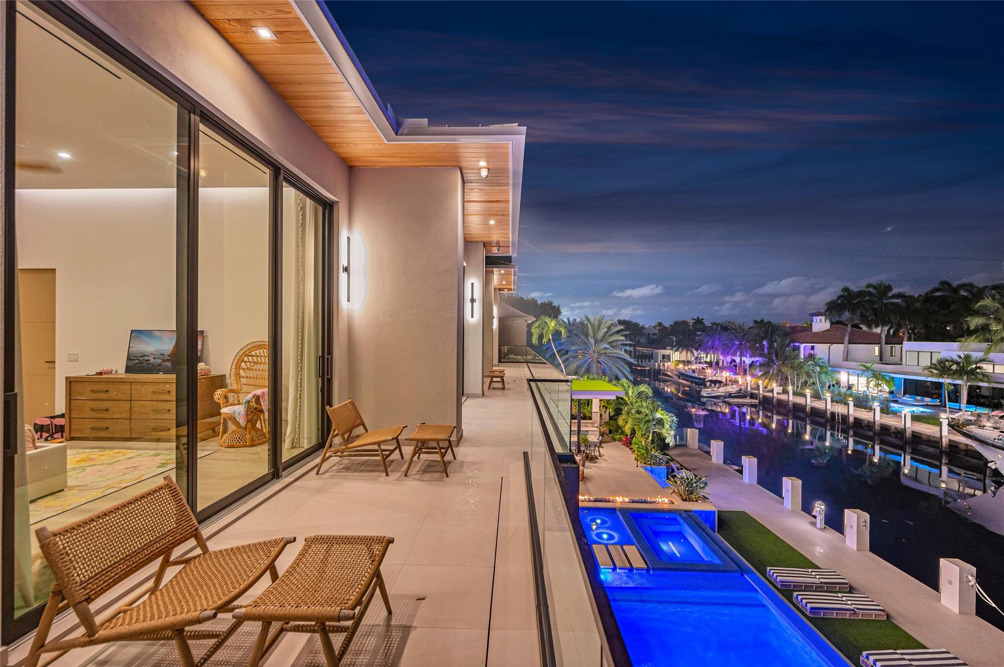 408 Coral Way Fort Lauderdale, FL 33301 408 Coral Way Fort Lauderdale, FL 33301