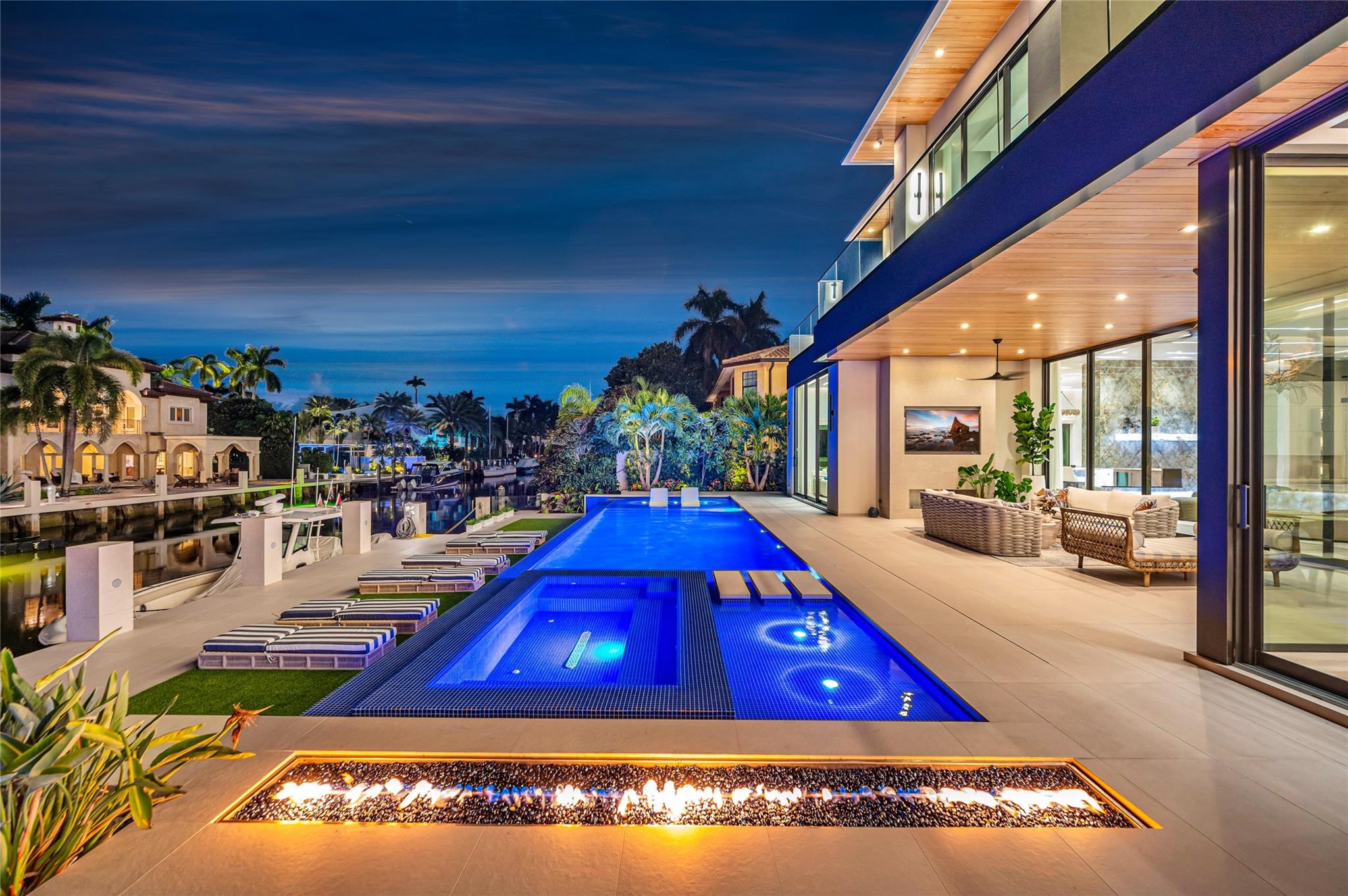 408 Coral Way Fort Lauderdale, FL 33301 408 Coral Way Fort Lauderdale, FL 33301