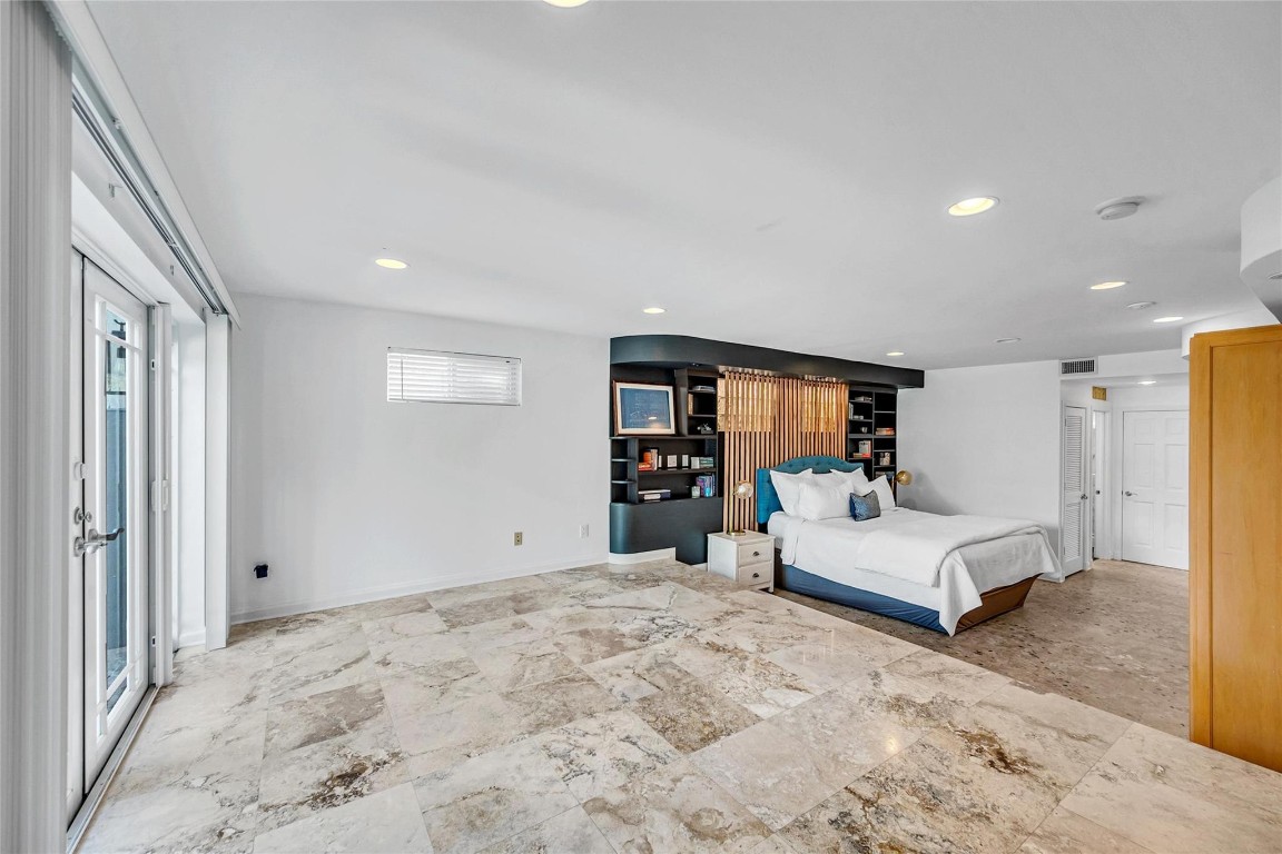 744 NE 18th Ave Fort Lauderdale, FL 33304