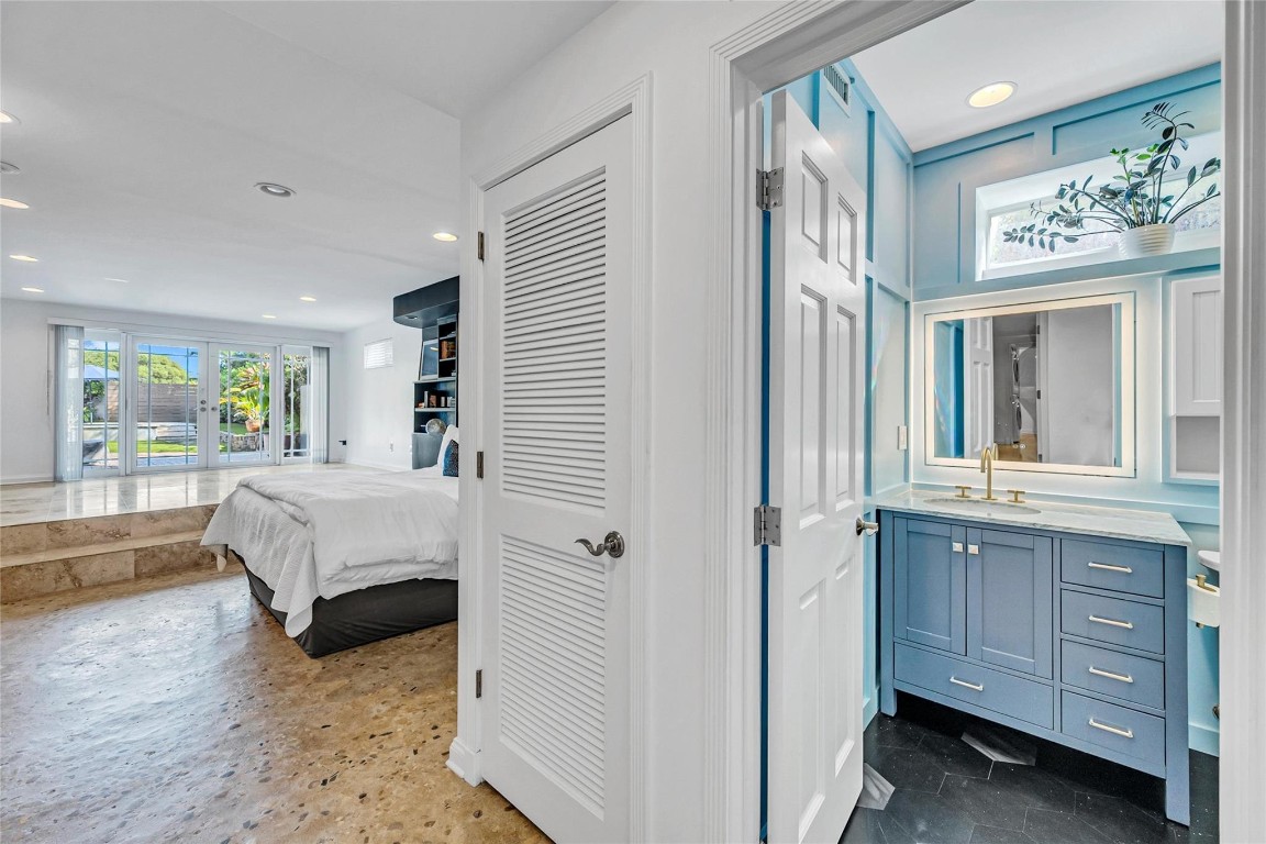 744 NE 18th Ave Fort Lauderdale, FL 33304