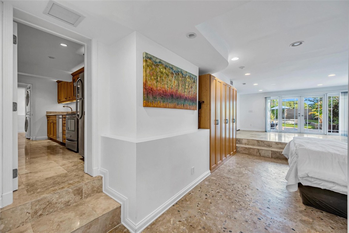 744 NE 18th Ave Fort Lauderdale, FL 33304