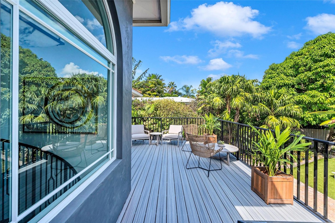 744 NE 18th Ave Fort Lauderdale, FL 33304