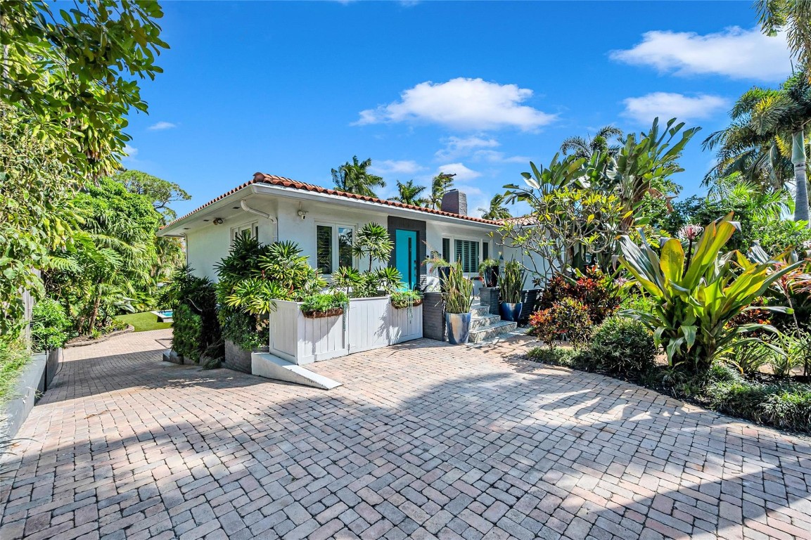 744 NE 18th Ave Fort Lauderdale, FL 33304