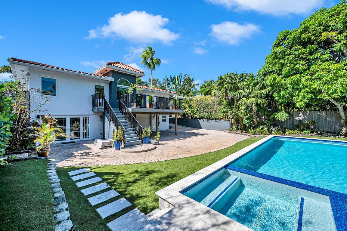 744 NE 18th Ave Fort Lauderdale, FL 33304