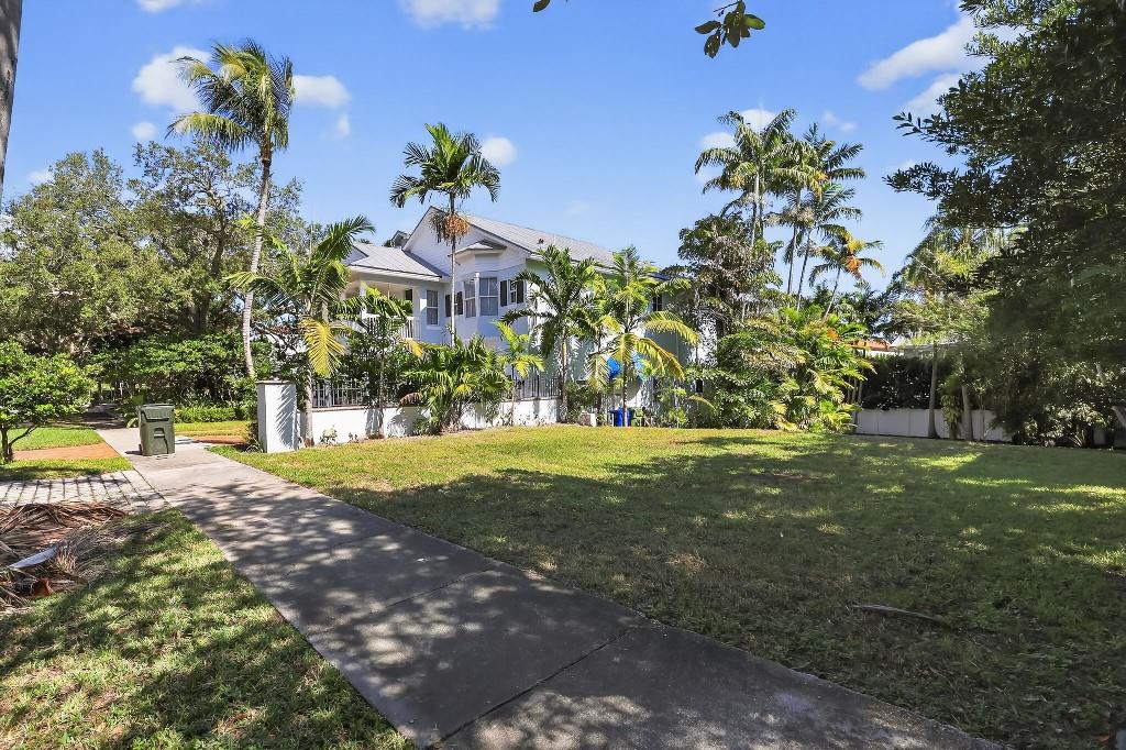 1018 SE 13th Ter Fort Lauderdale, FL 33316