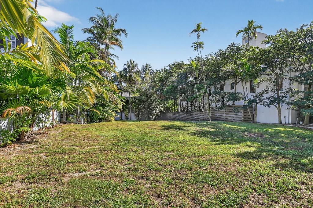 1018 SE 13th Ter Fort Lauderdale, FL 33316